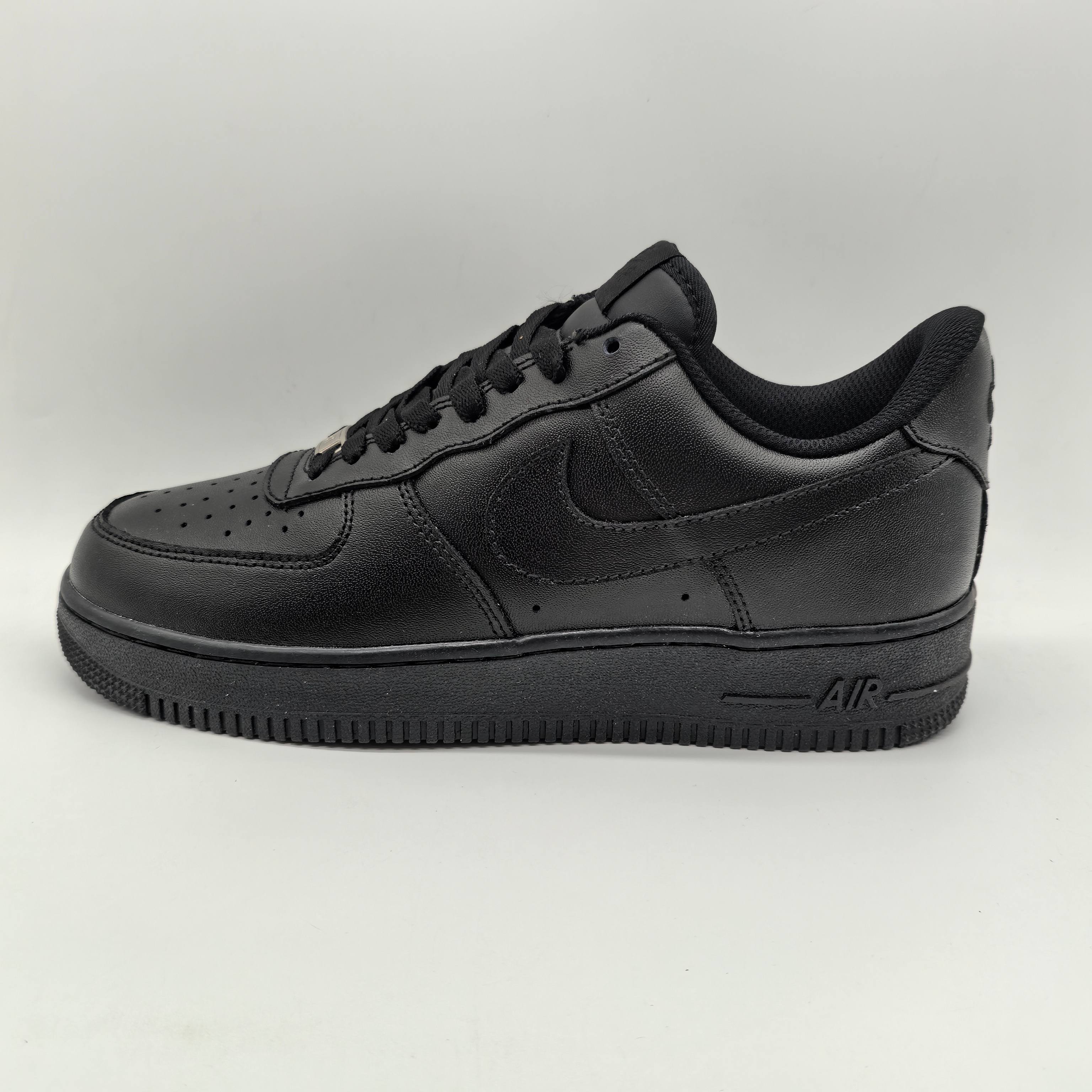 Basic Shoes Black