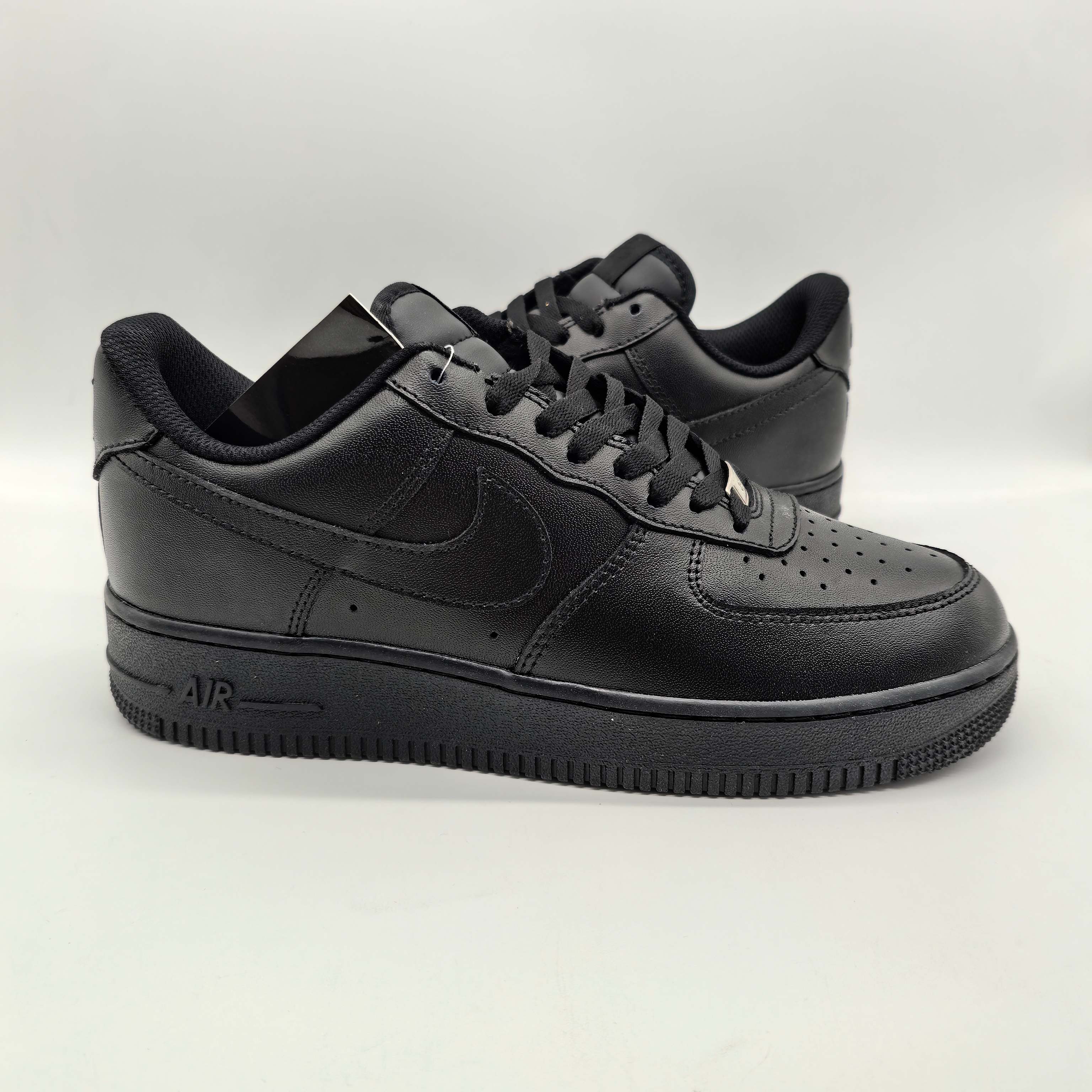 Basic Shoes Black