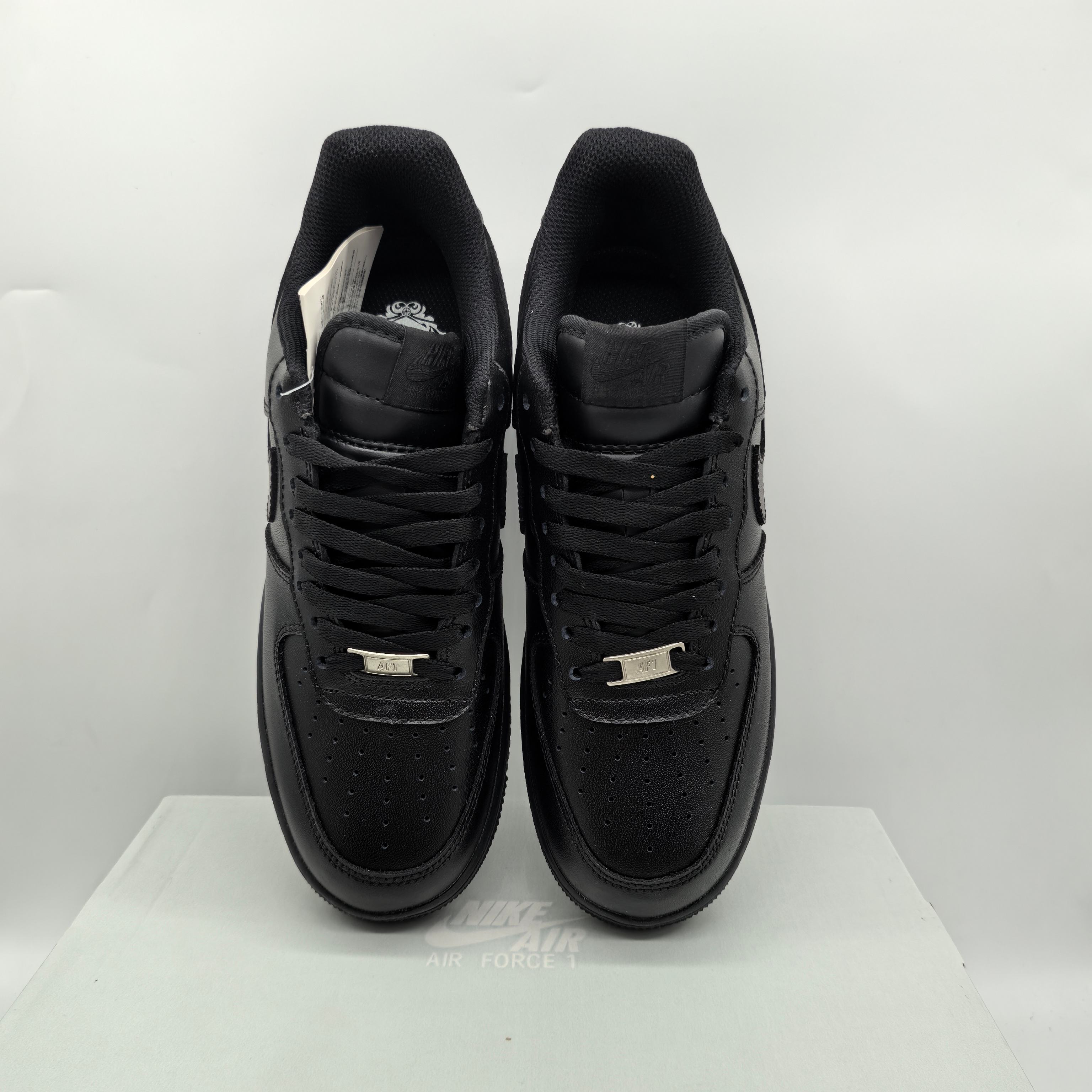 Basic Shoes Black