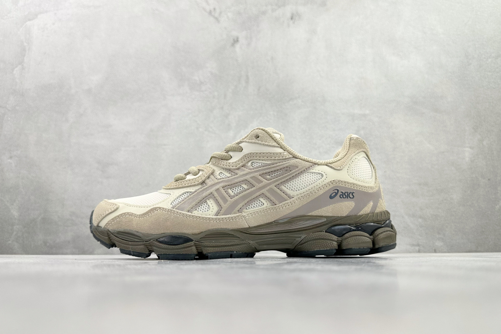 Asics Basic Shoes L-s