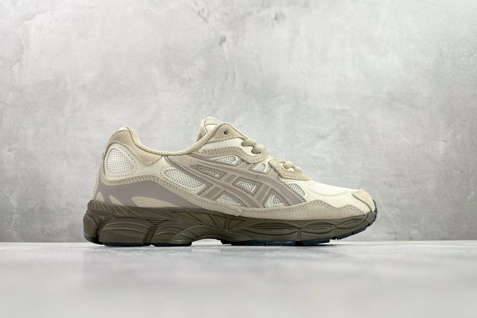Asics Basic Shoes L-s