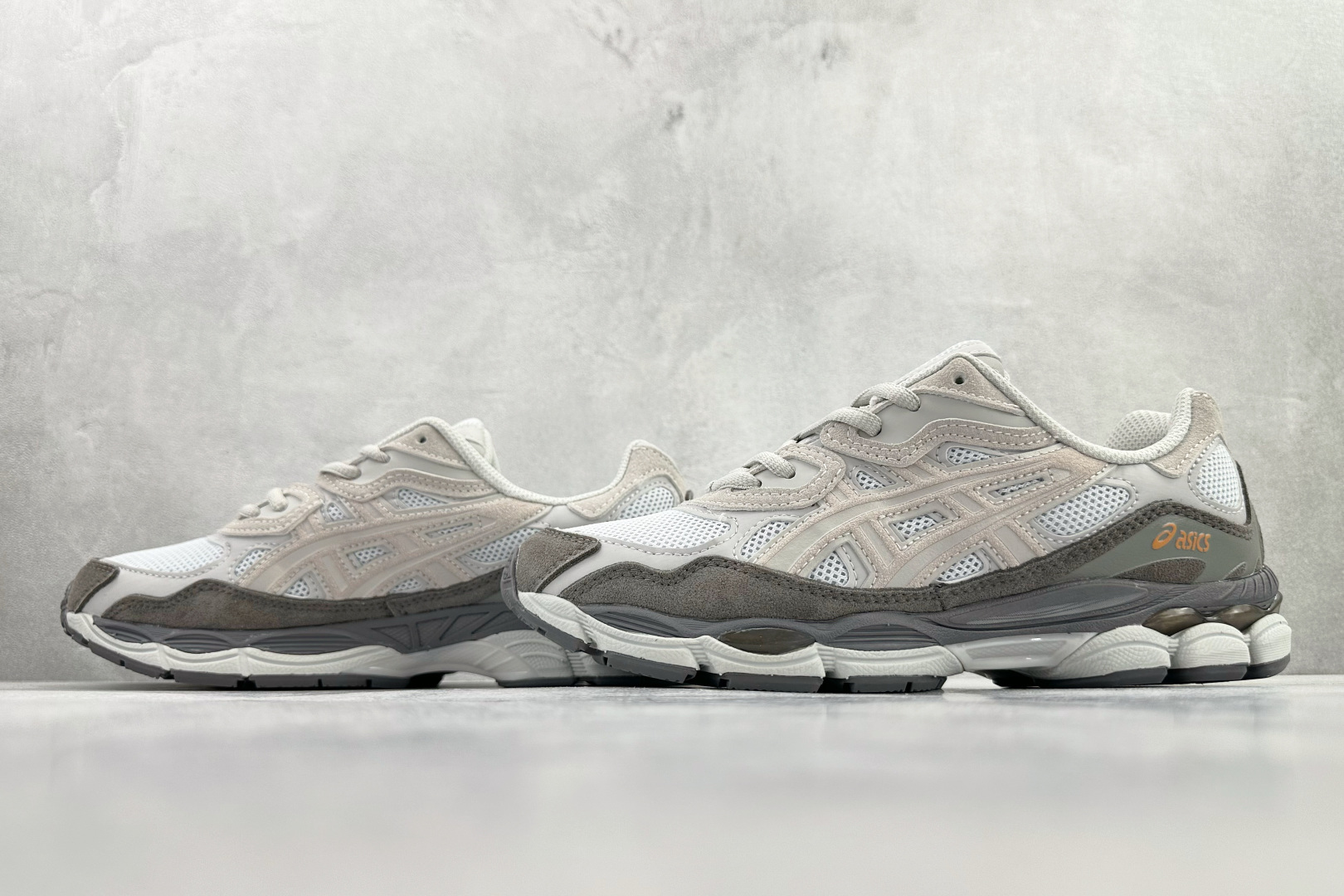 Asics Basic Shoes Gray L-s