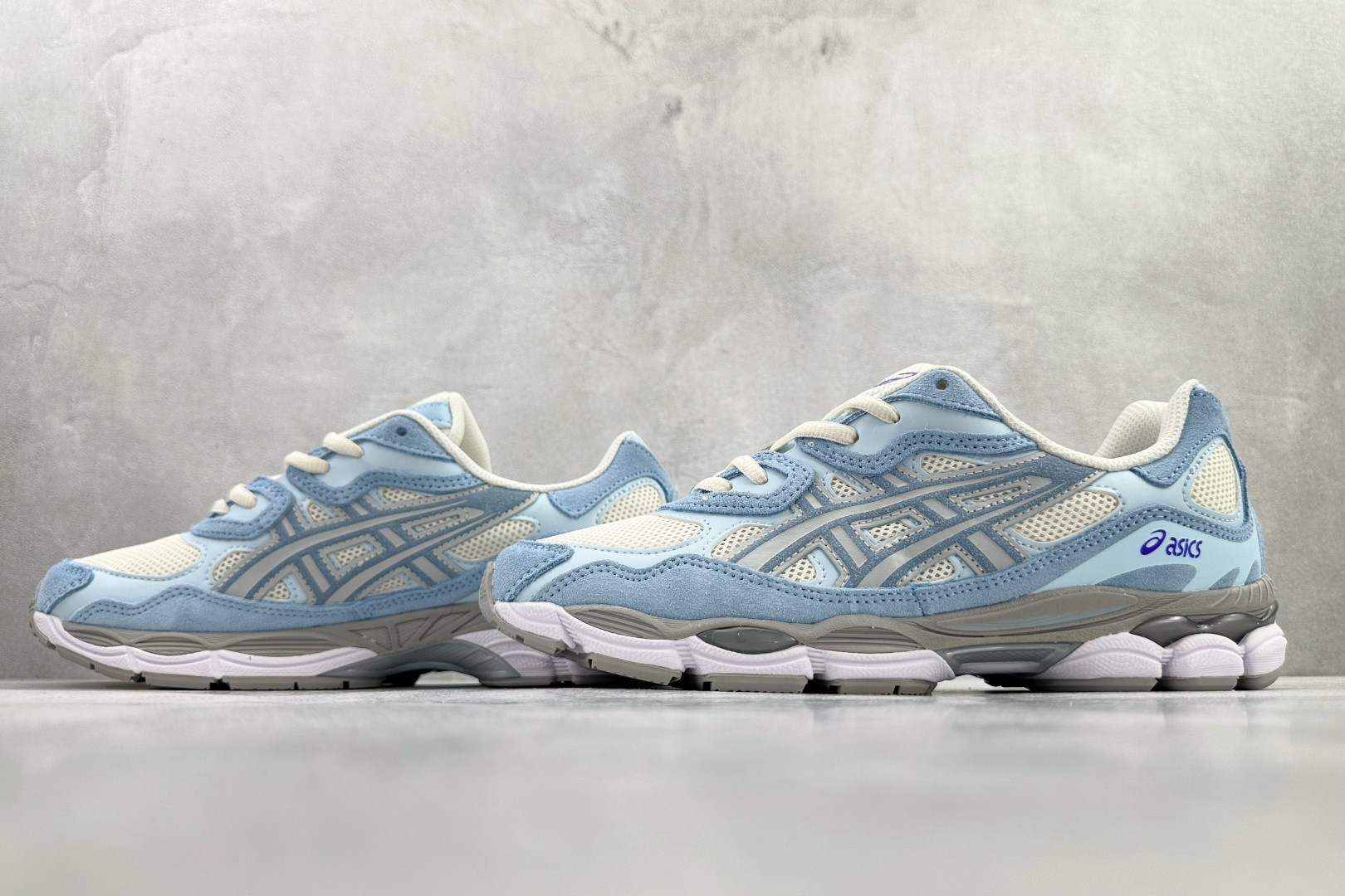 Asics Basic Shoes Blue L-s