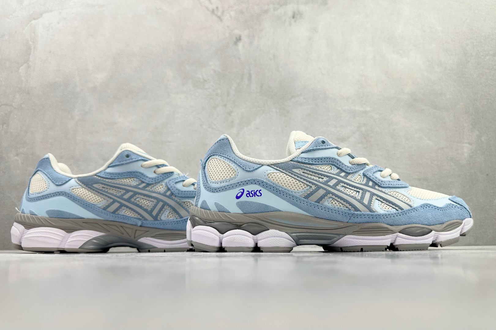Asics Basic Shoes Blue L-s