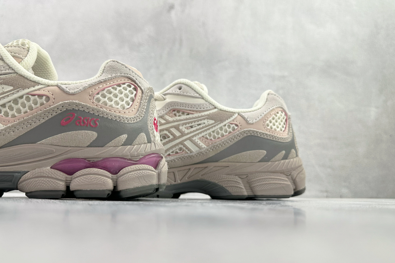 Asics Basic Shoes Gray L-s