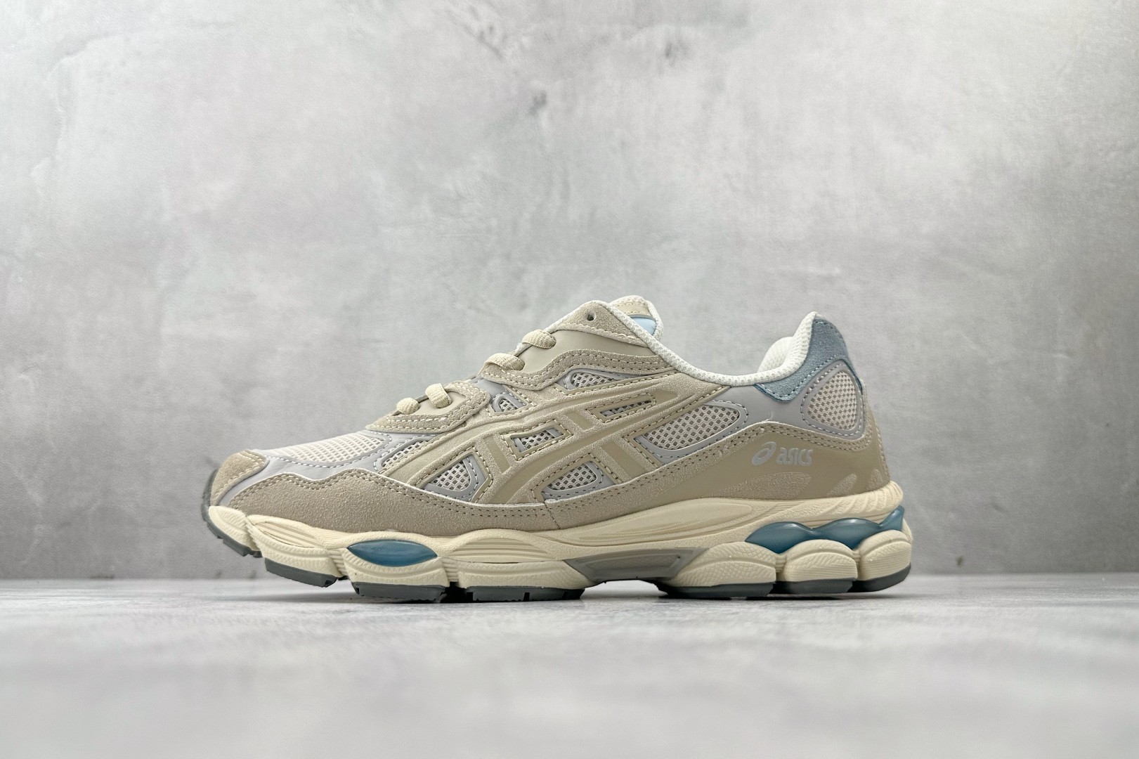 Asics Basic Shoes L-s