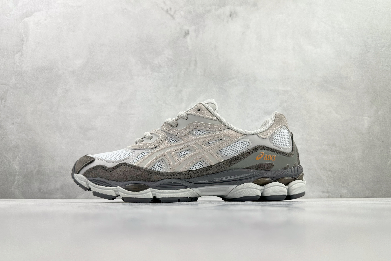 Asics Basic Shoes L-s