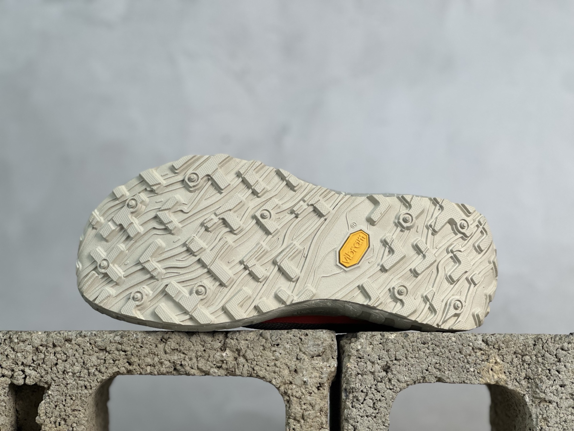 Running Shoes S