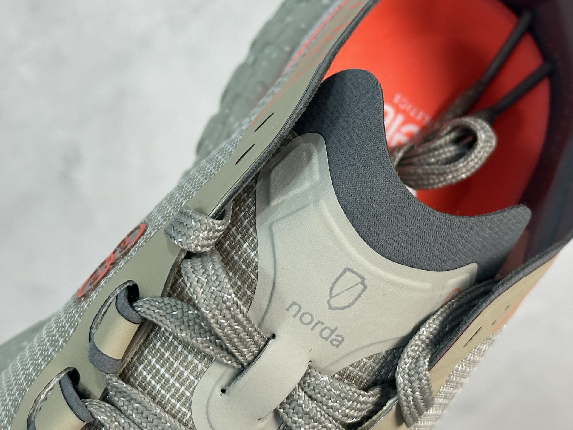 Running Shoes S