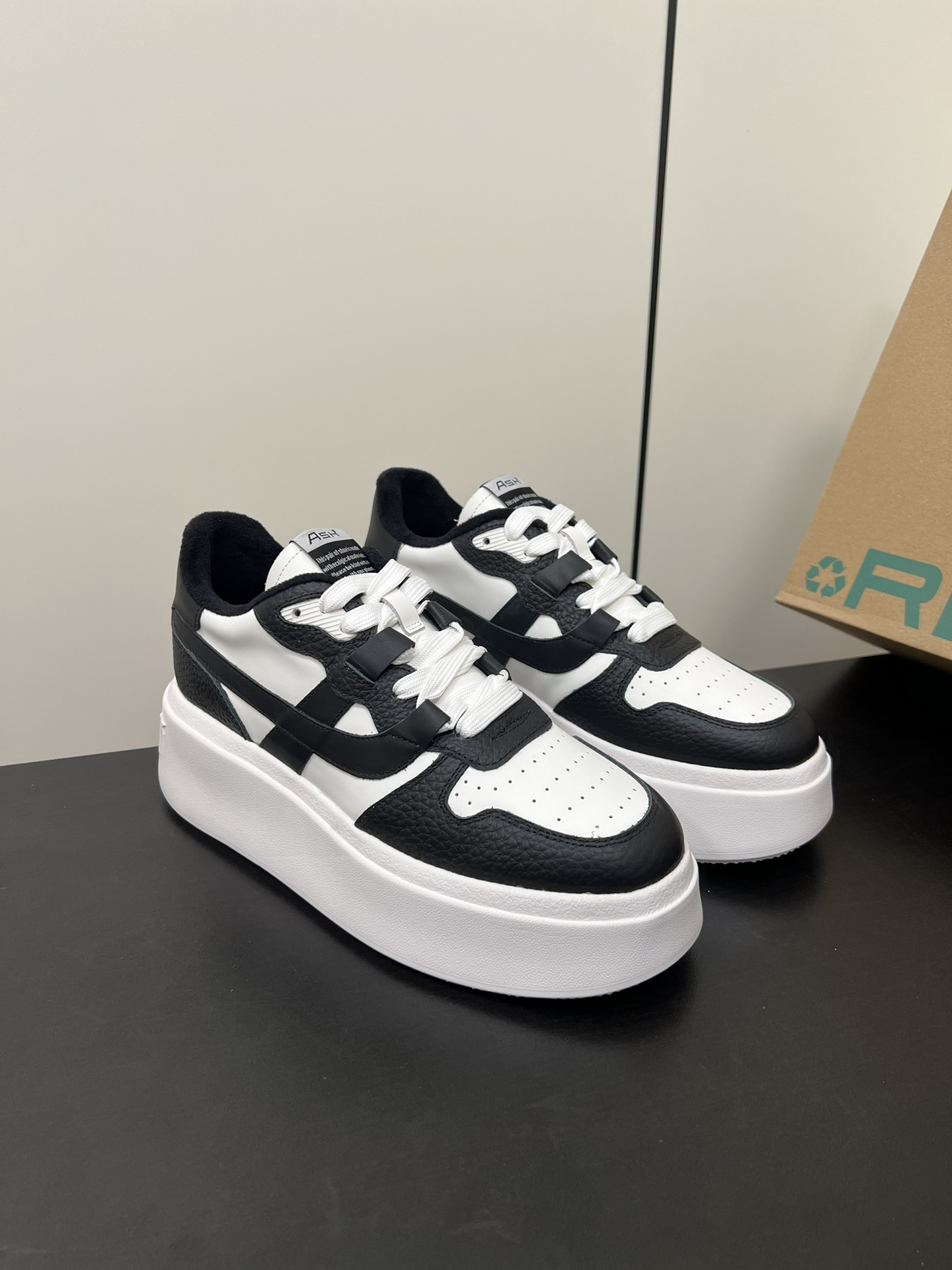 Calvin Klein Male Basic Shoes Breathable M-s