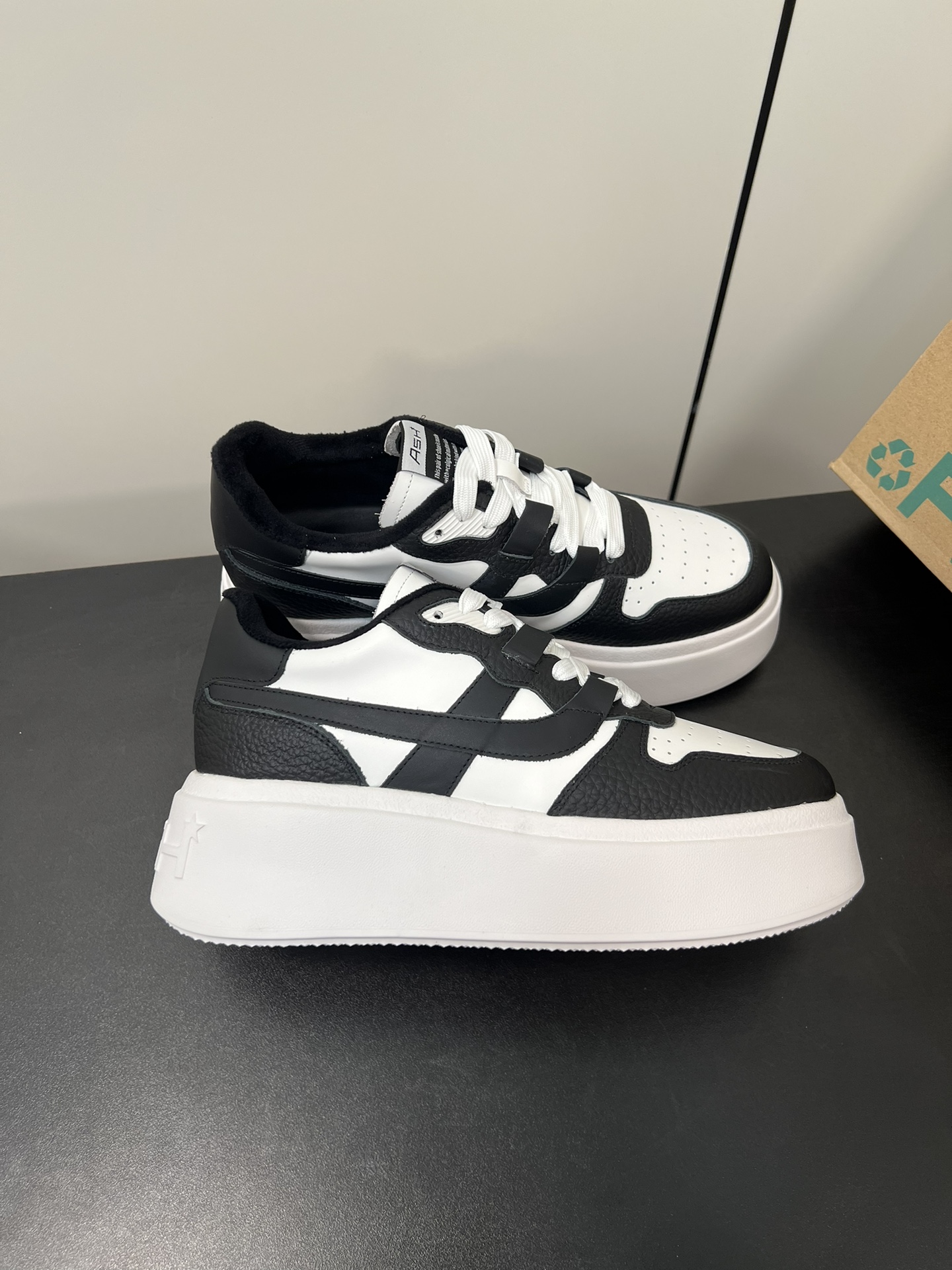 Calvin Klein Male Basic Shoes Breathable M-s