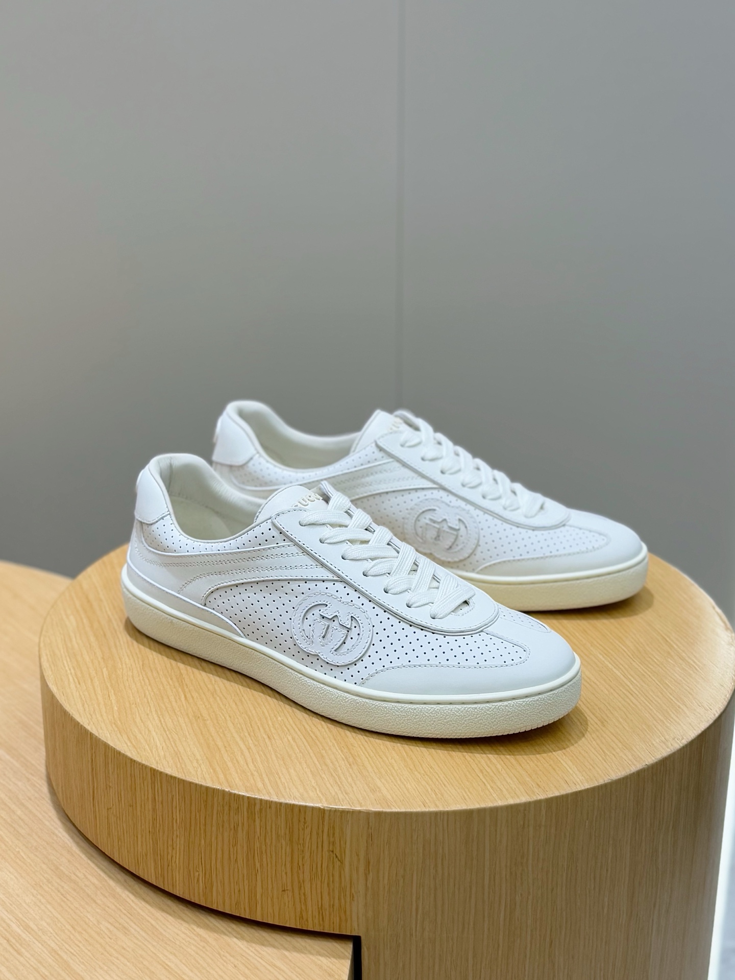 Gucci Couple Sneakers S