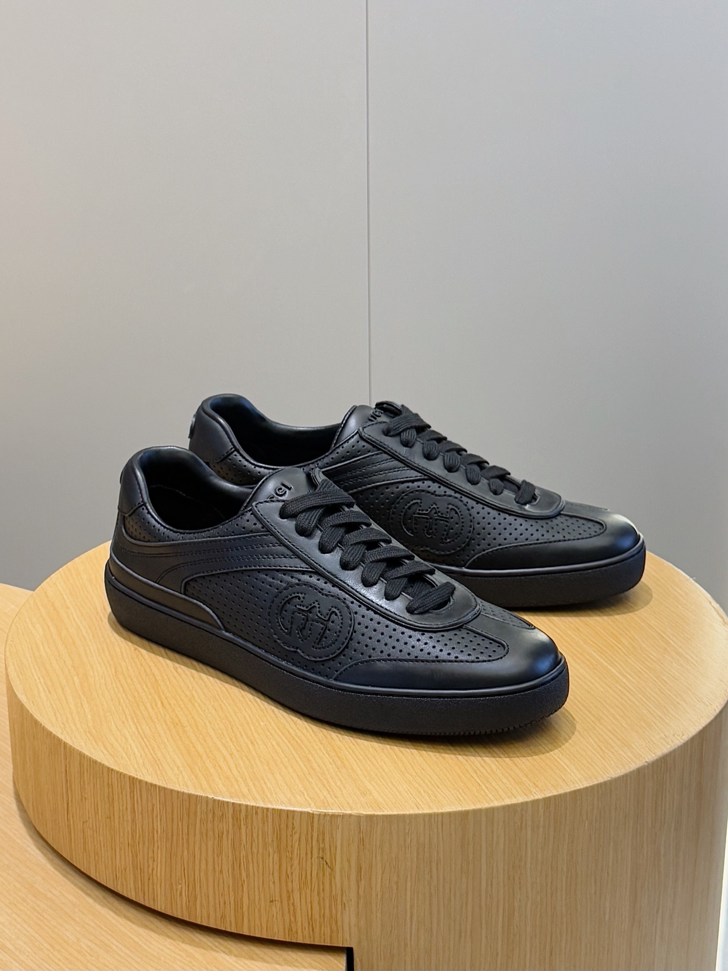 Gucci Couple Sneakers S