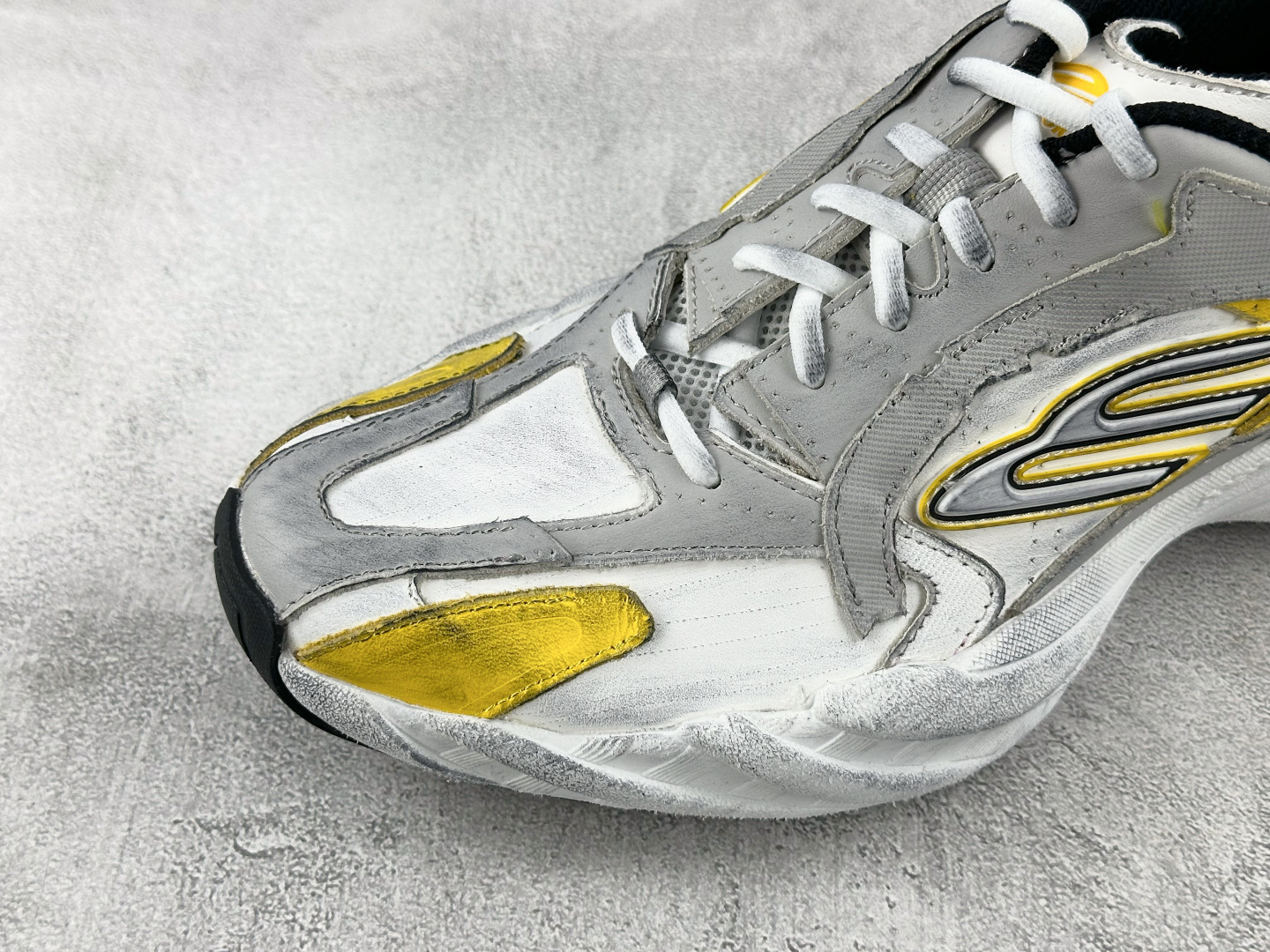 Balenciaga Basic Shoes M-l