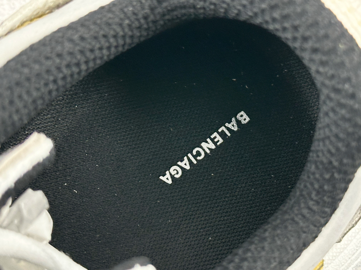 Balenciaga Basic Shoes M-l