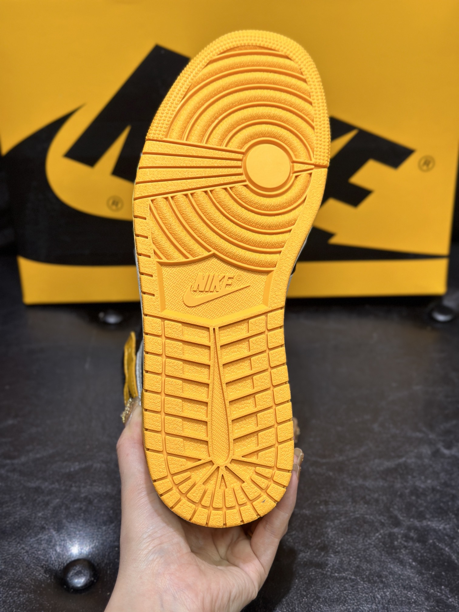 Jordan Nike Basic Shoes S