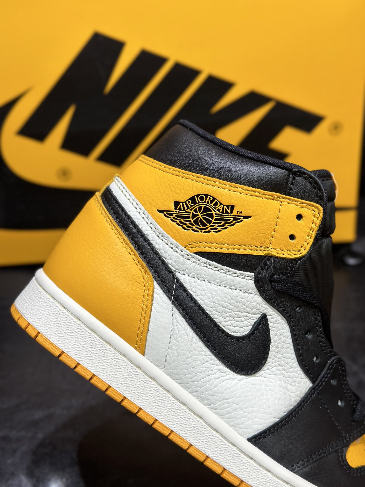 Jordan Nike Basic Shoes S