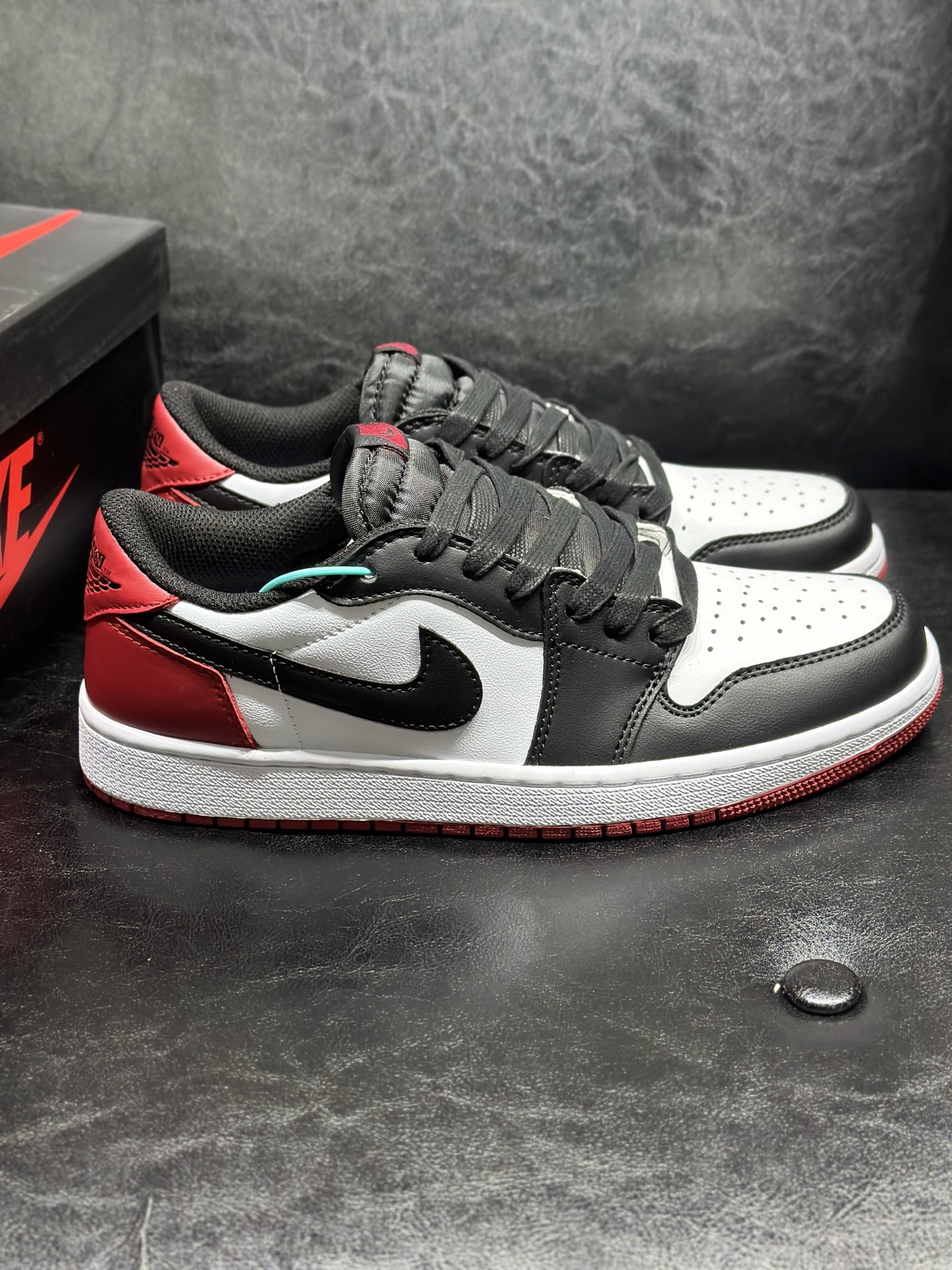 Basic Shoes L-s