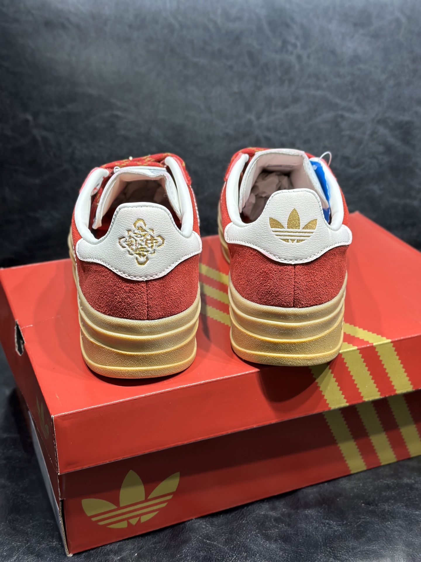 Board Shoes Red L-s