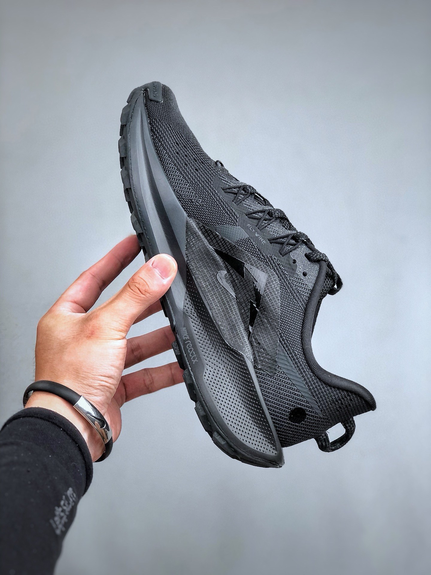 Basic Shoes L-s