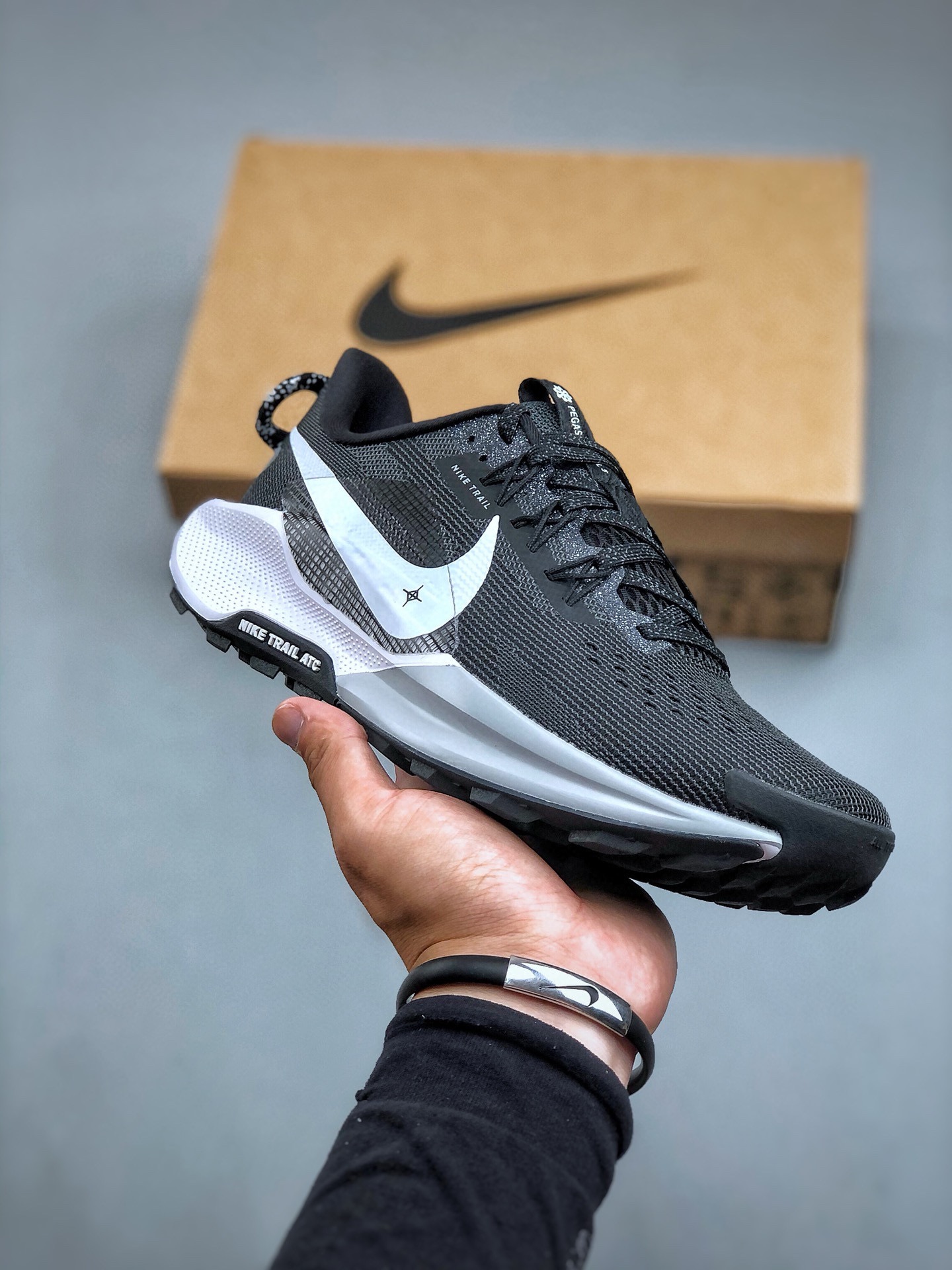 Basic Shoes L-s