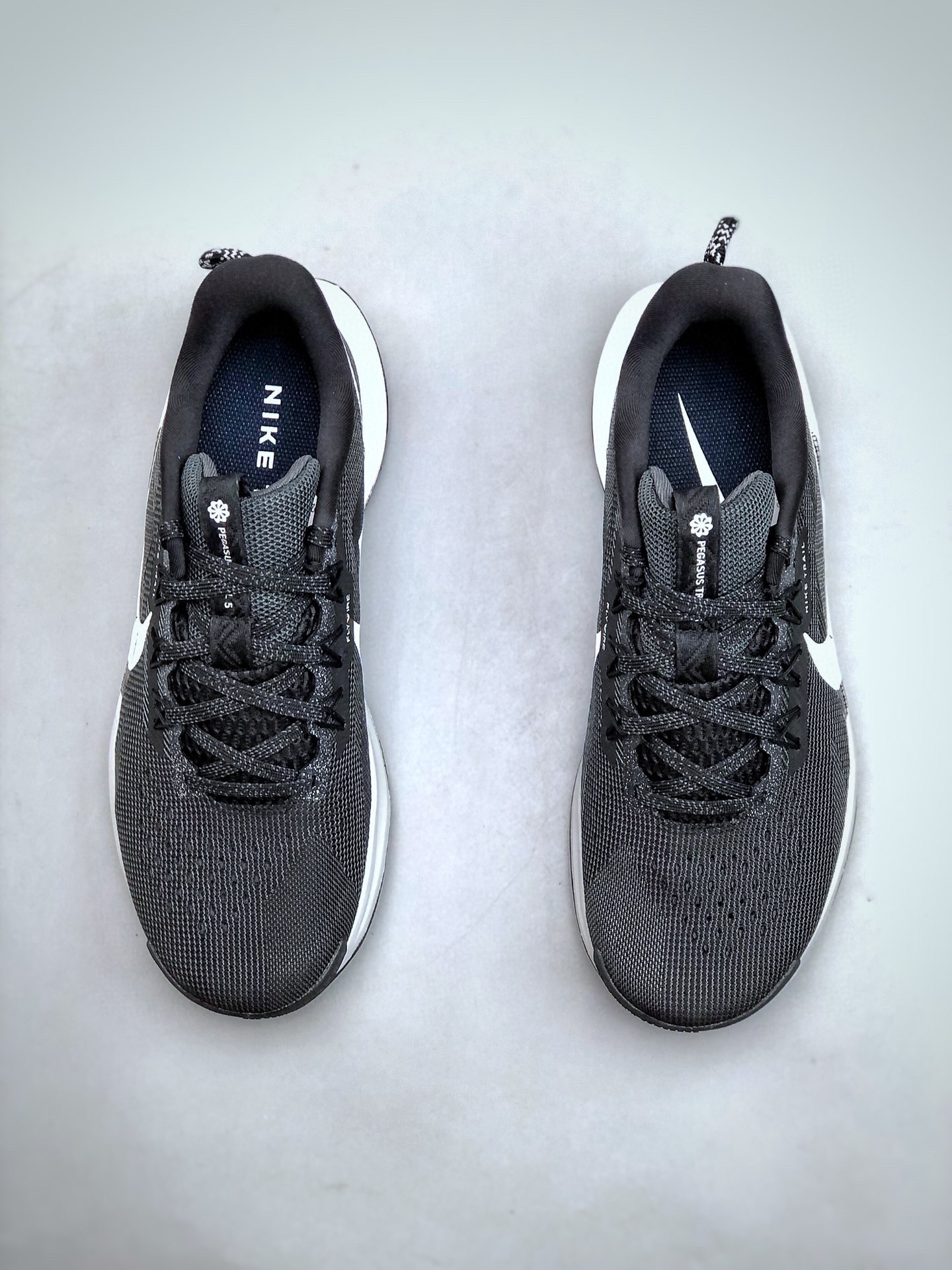 Basic Shoes L-s