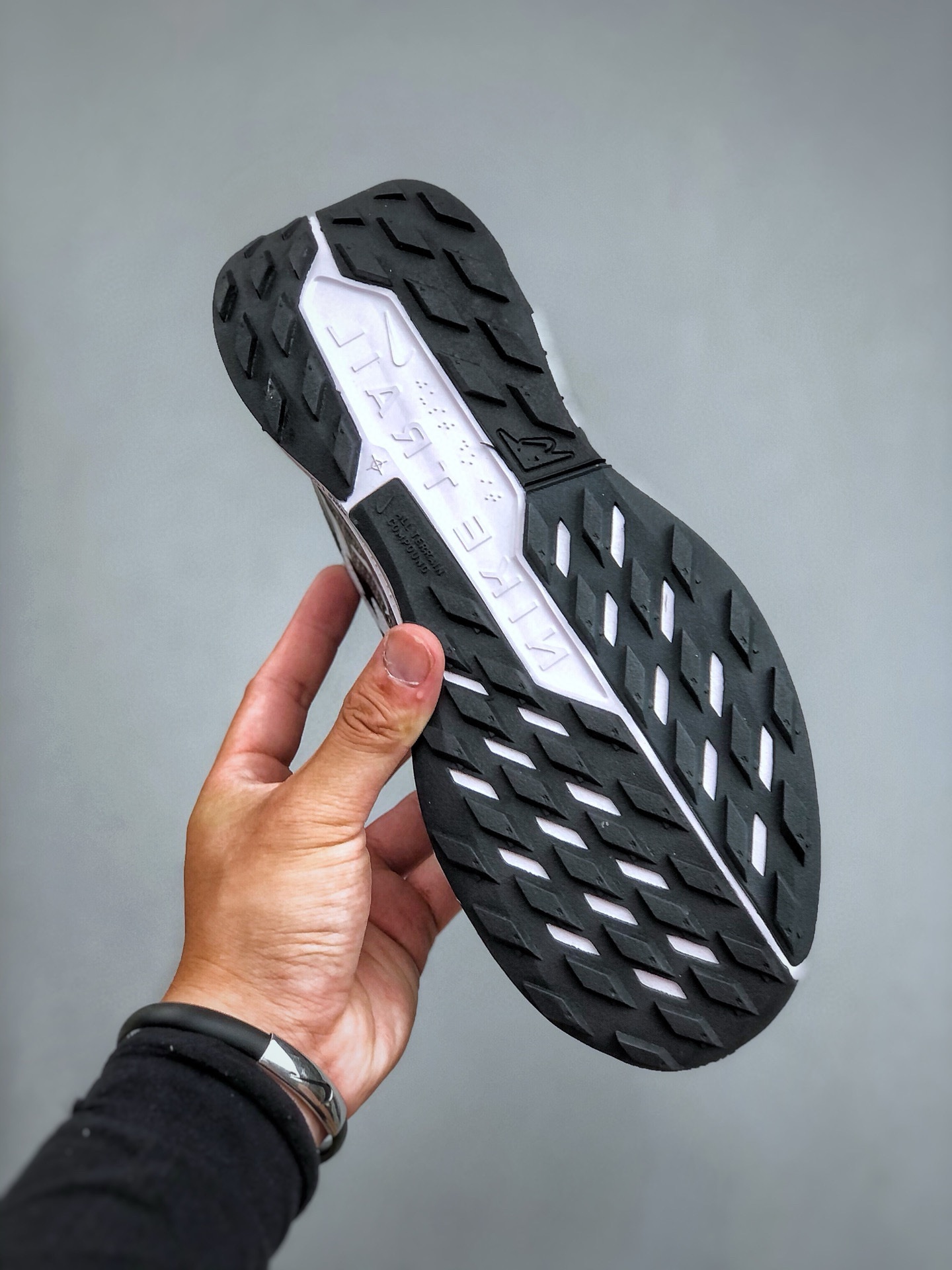 Basic Shoes L-s