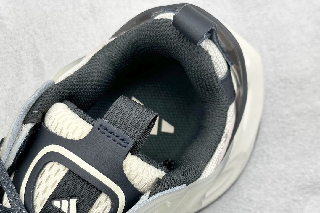 Adidas Basic Shoes L-xl