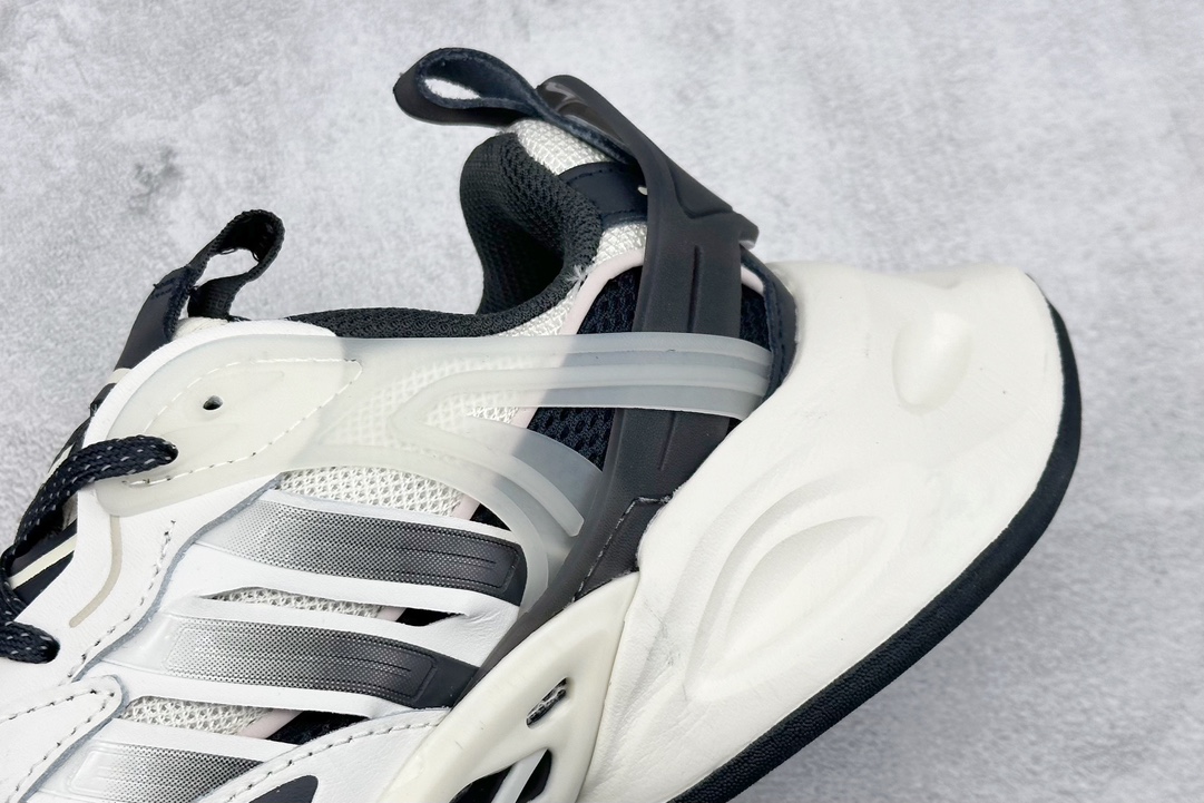 Adidas Basic Shoes L-xl
