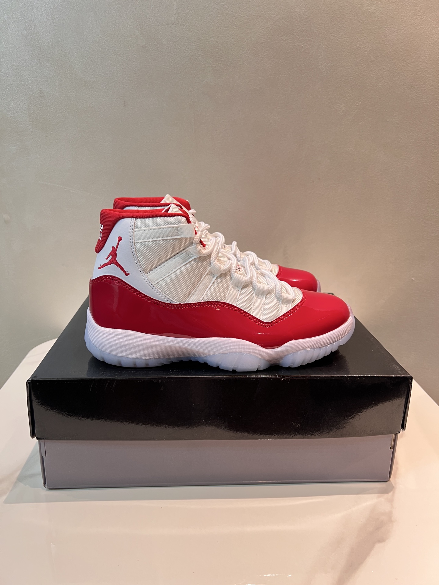 Jordan Nike Basic Shoes