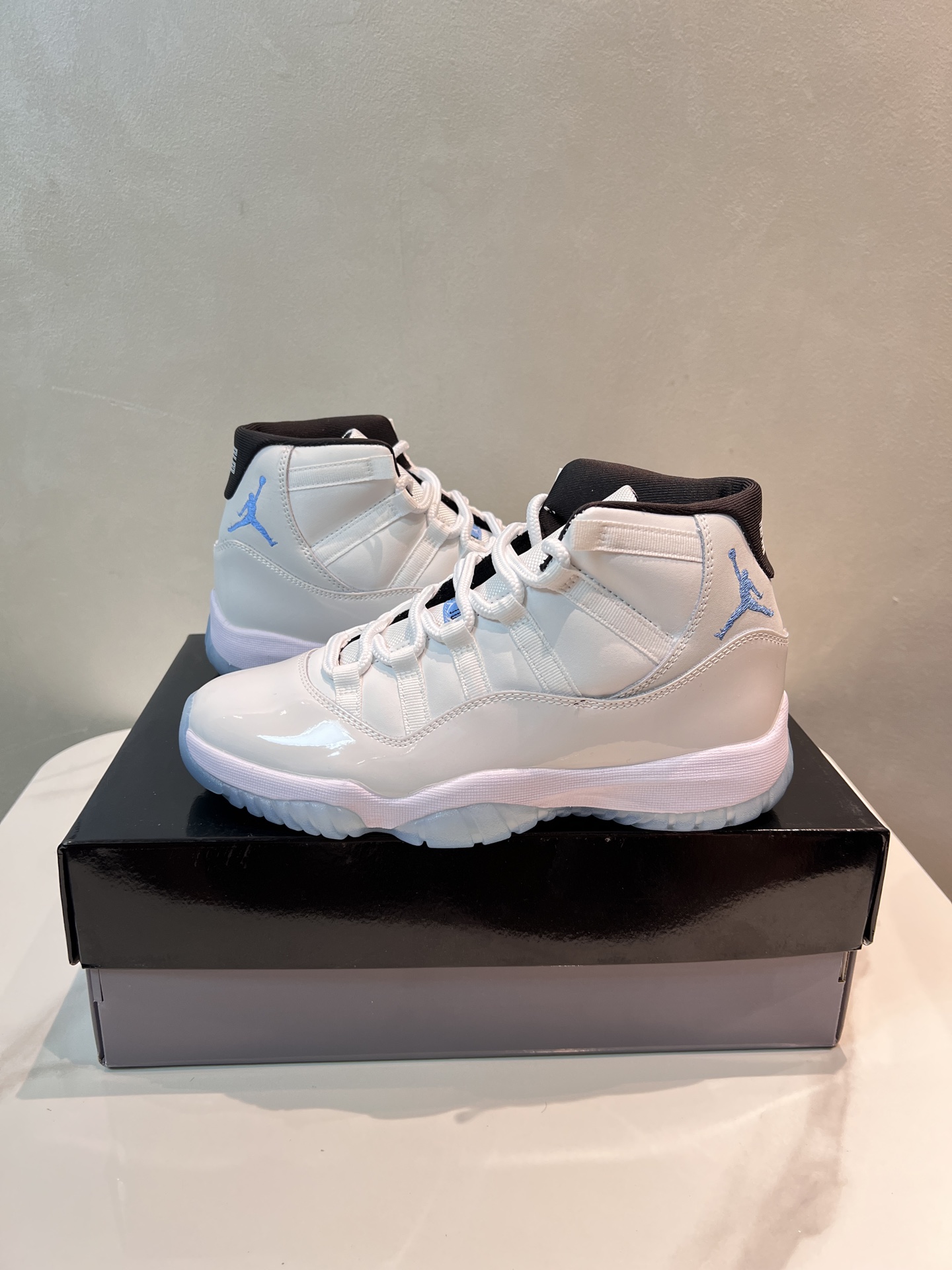 Jordan Nike Basic Shoes