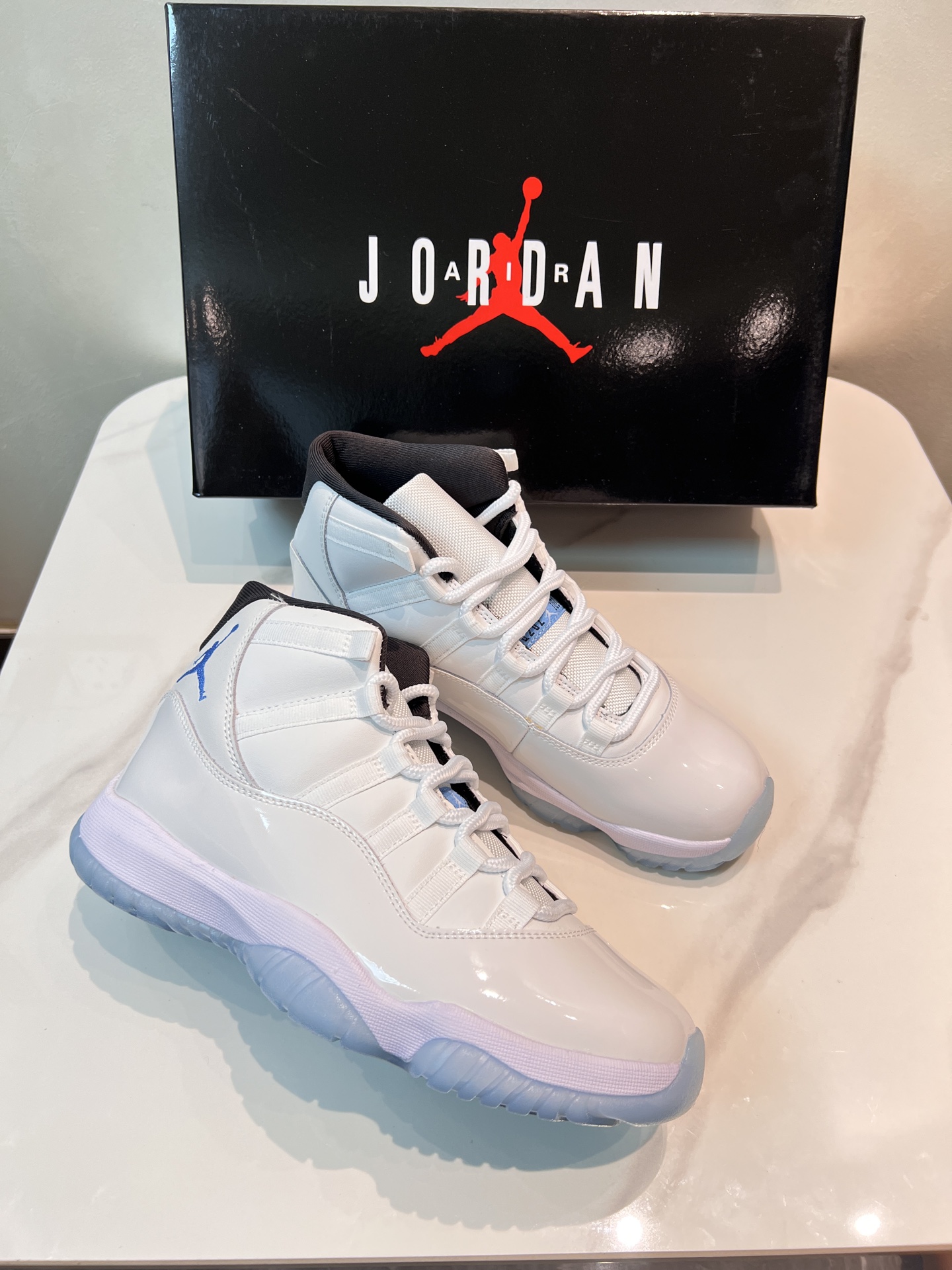 Jordan Nike Basic Shoes