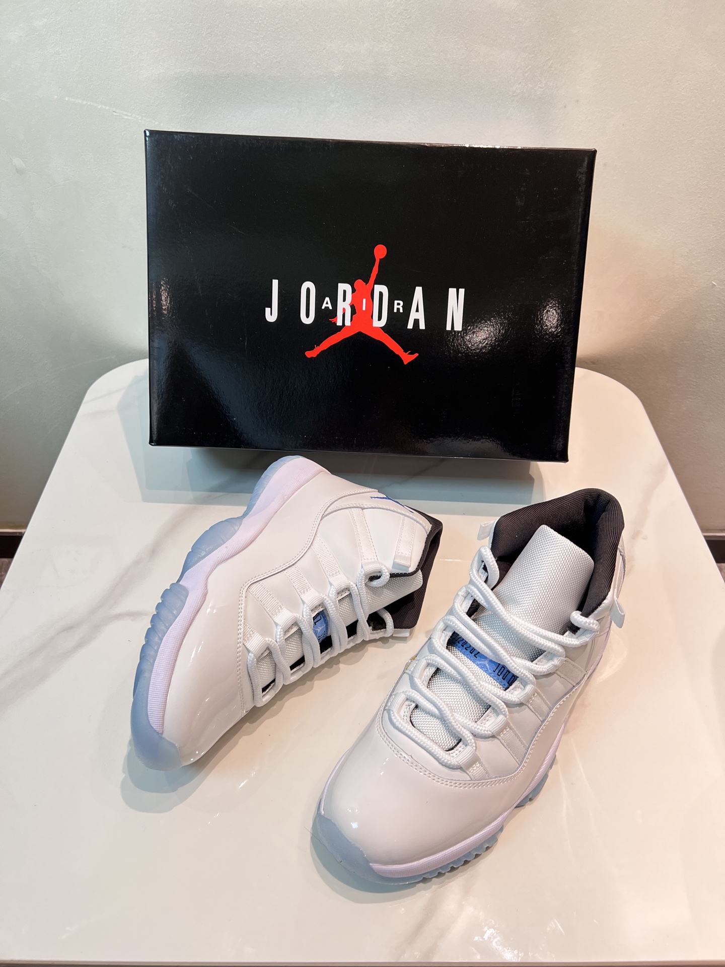 Jordan Nike Basic Shoes