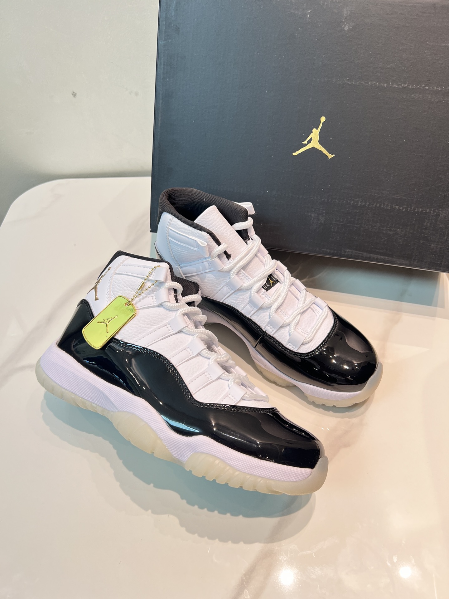 Jordan Nike Basic Shoes