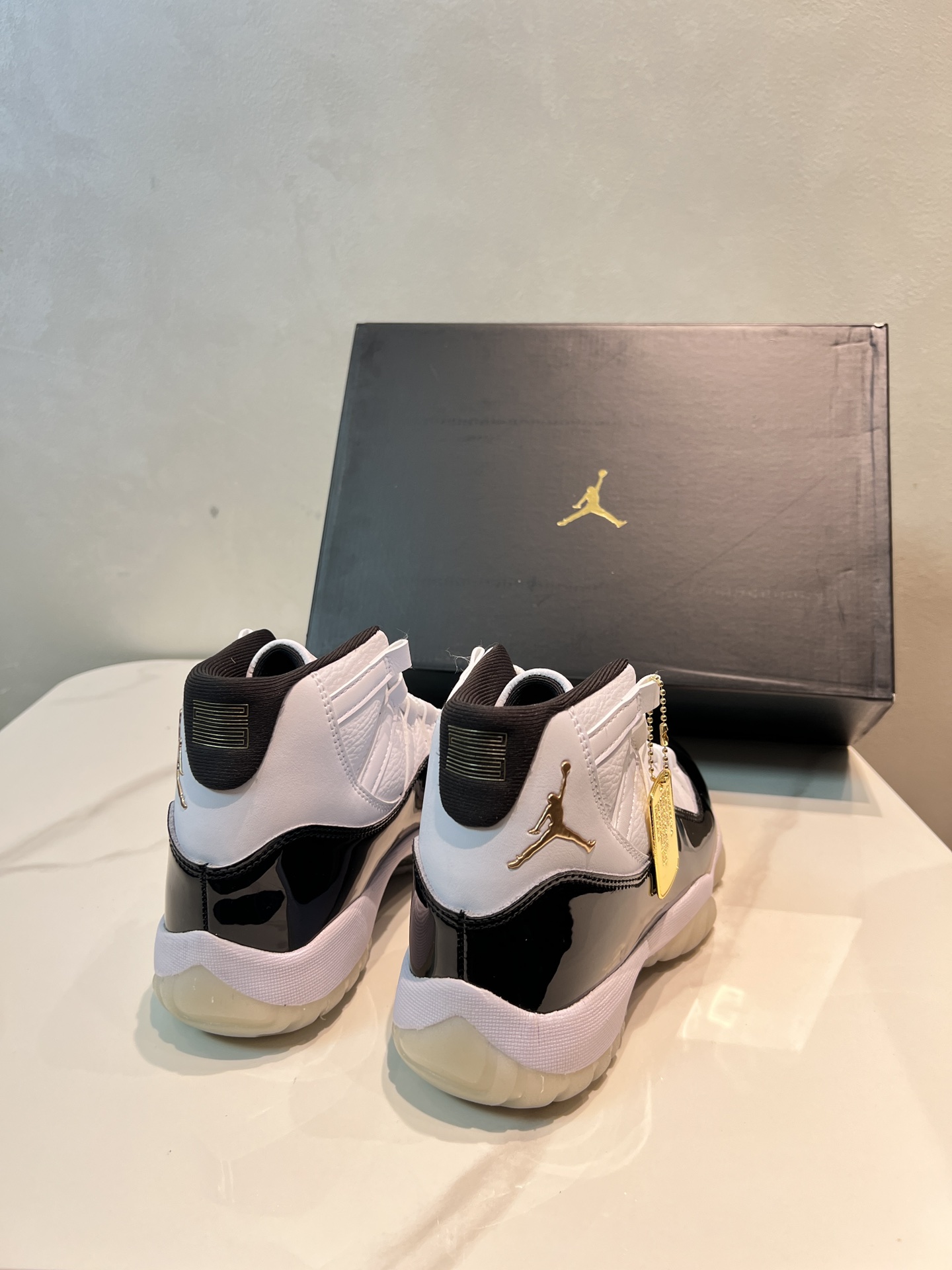 Jordan Nike Basic Shoes