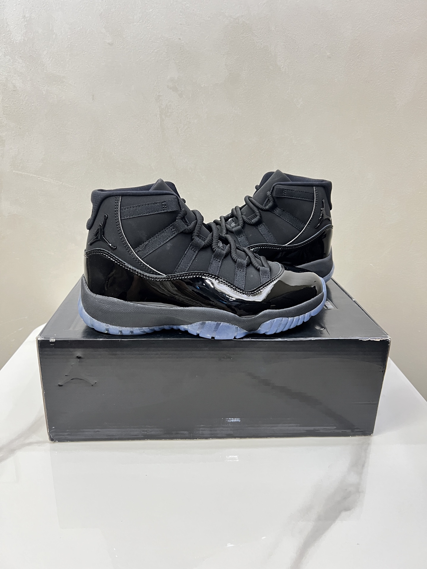 Jordan Nike Basic Shoes