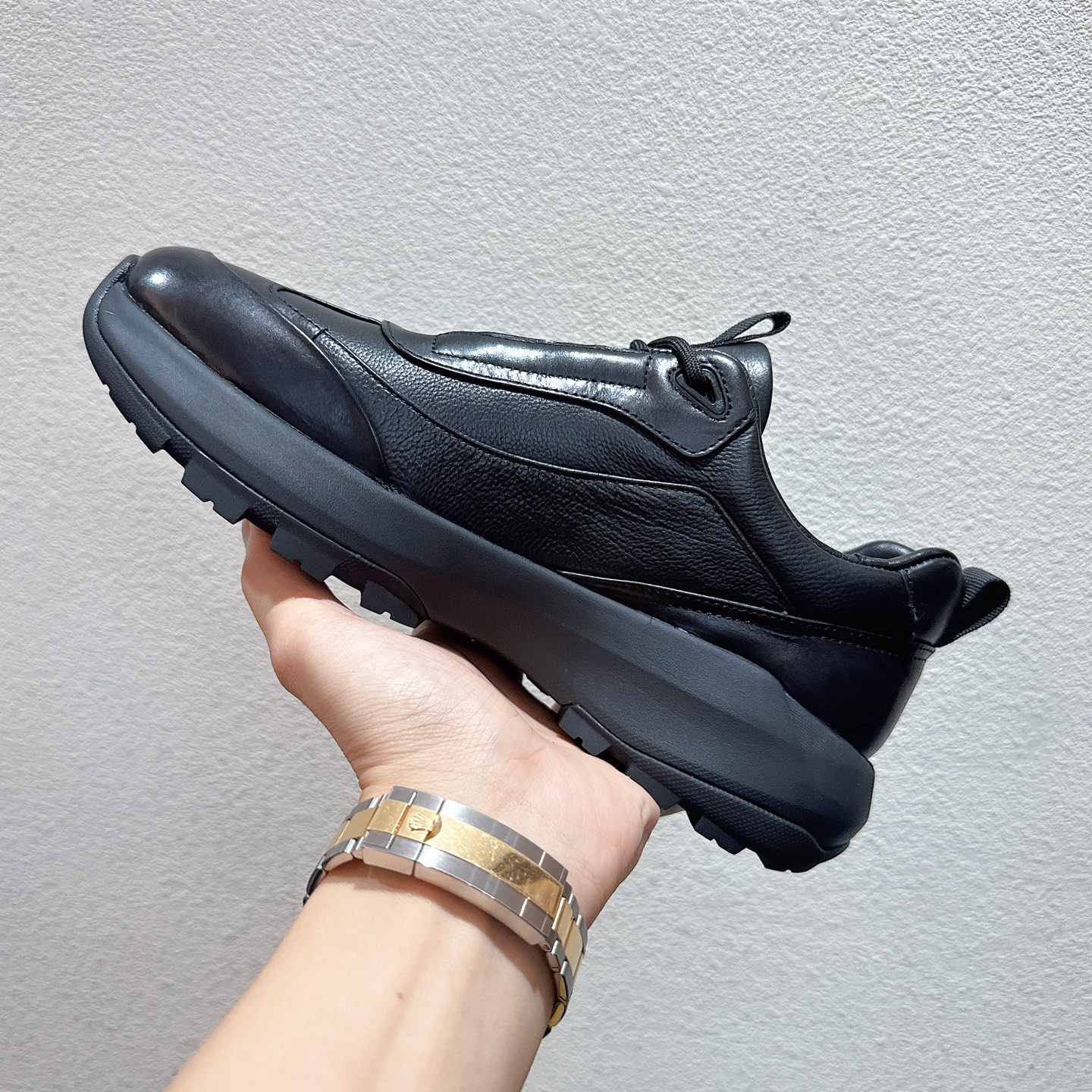 Basic Shoes