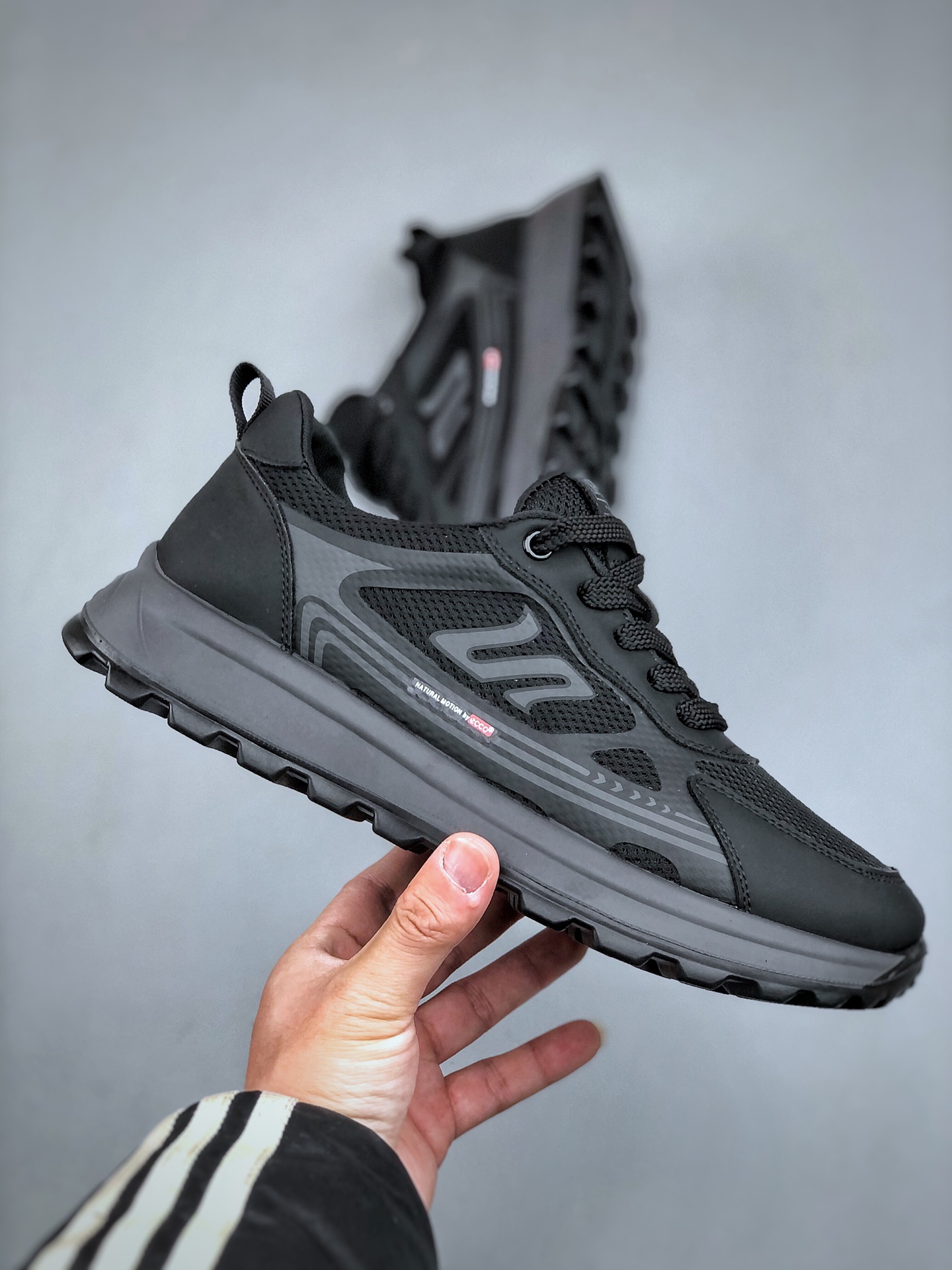Male Sneakers Breathable