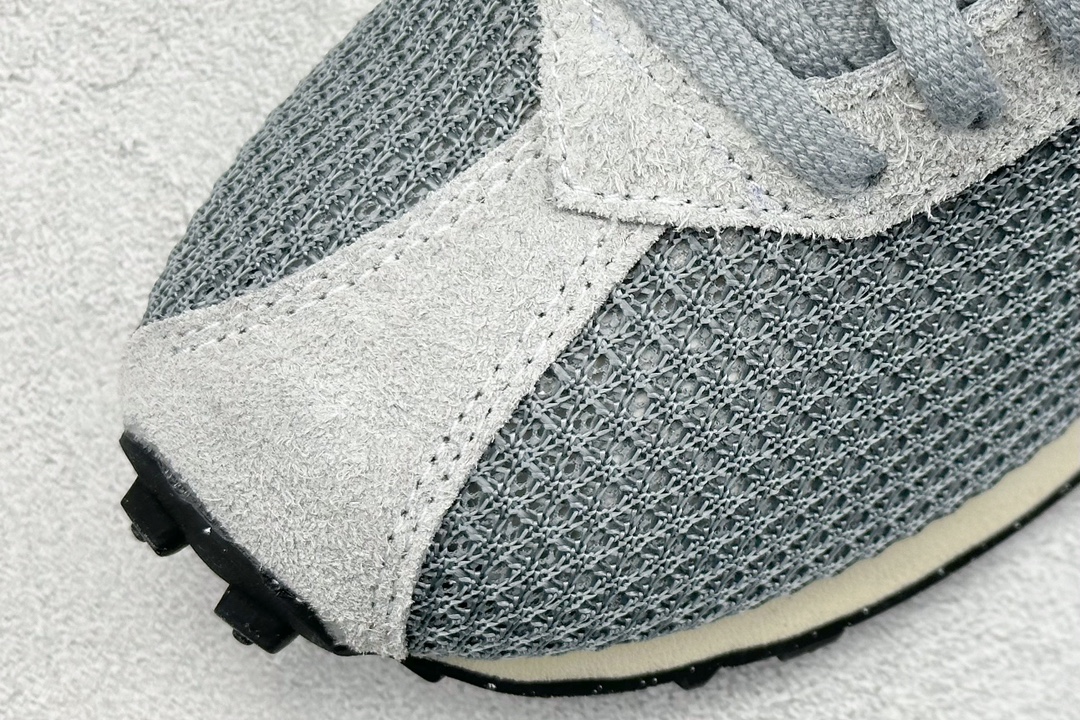 Running Shoes L-s