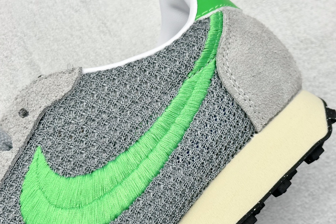 Running Shoes L-s