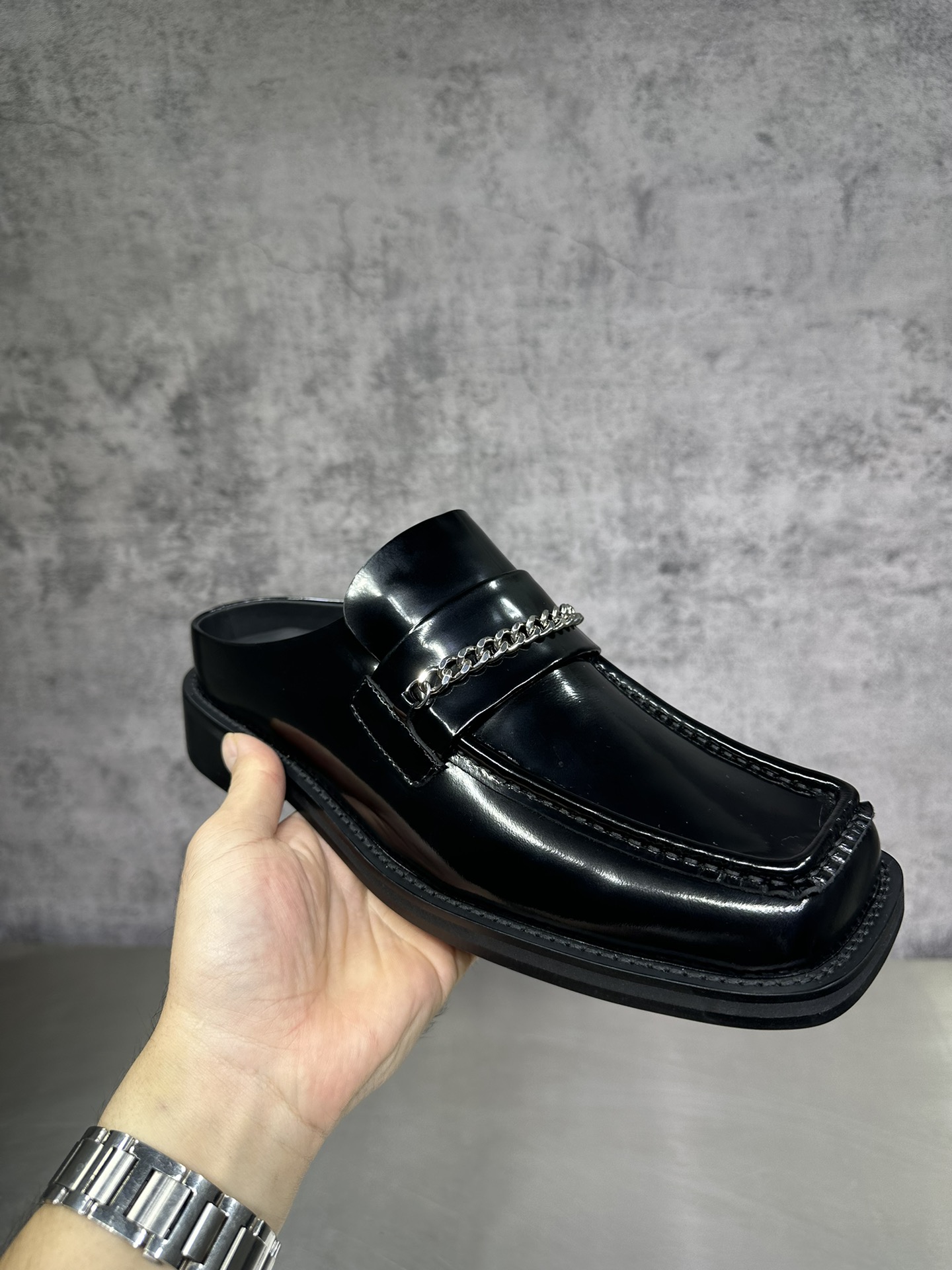 Slippers 46
