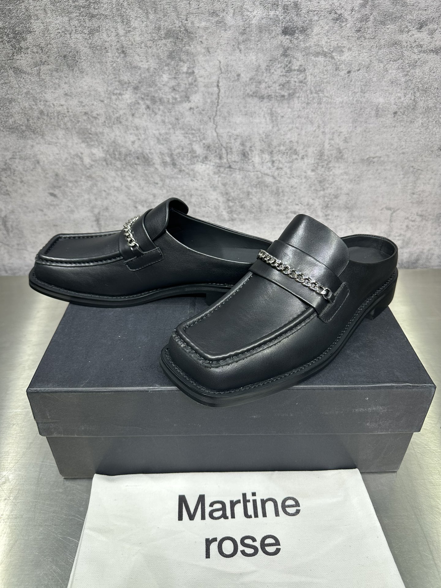 Slippers 46
