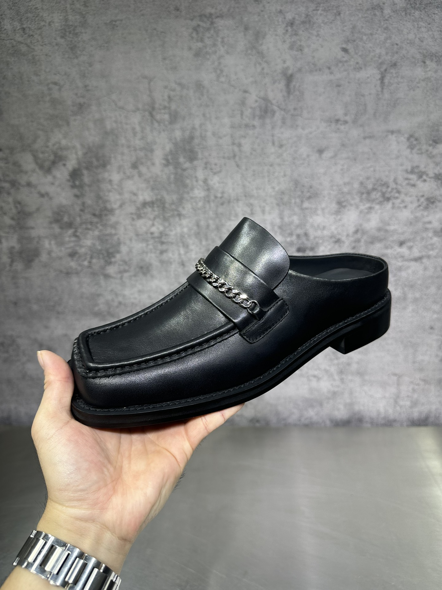 Slippers 46