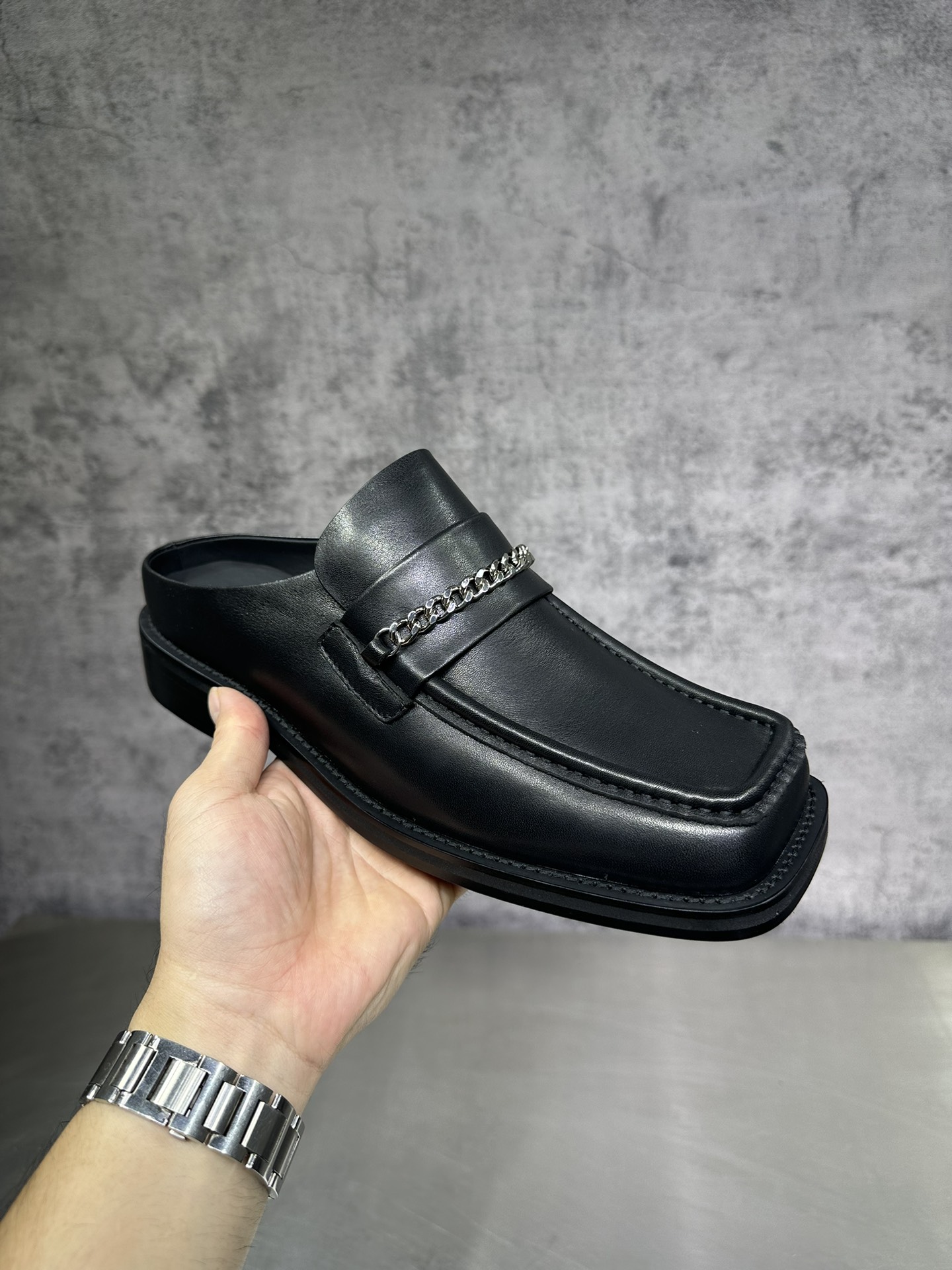 Slippers 46