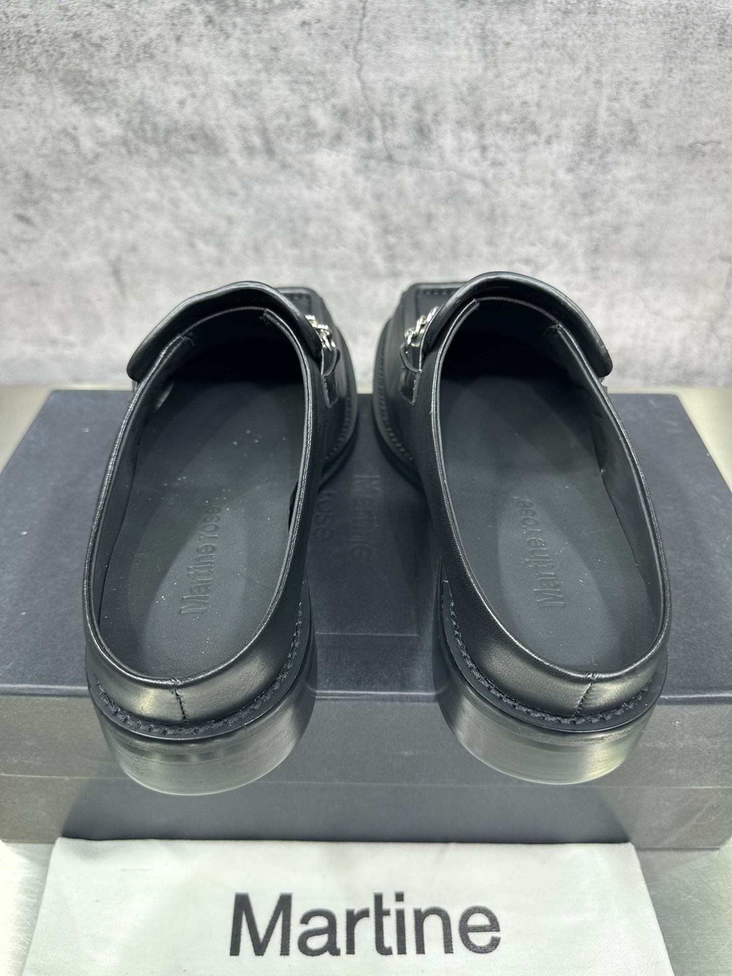 Slippers 46