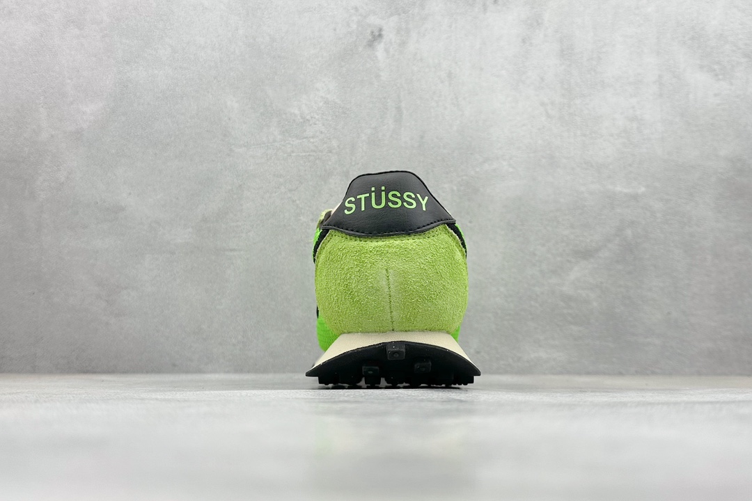 Running Shoes L-s