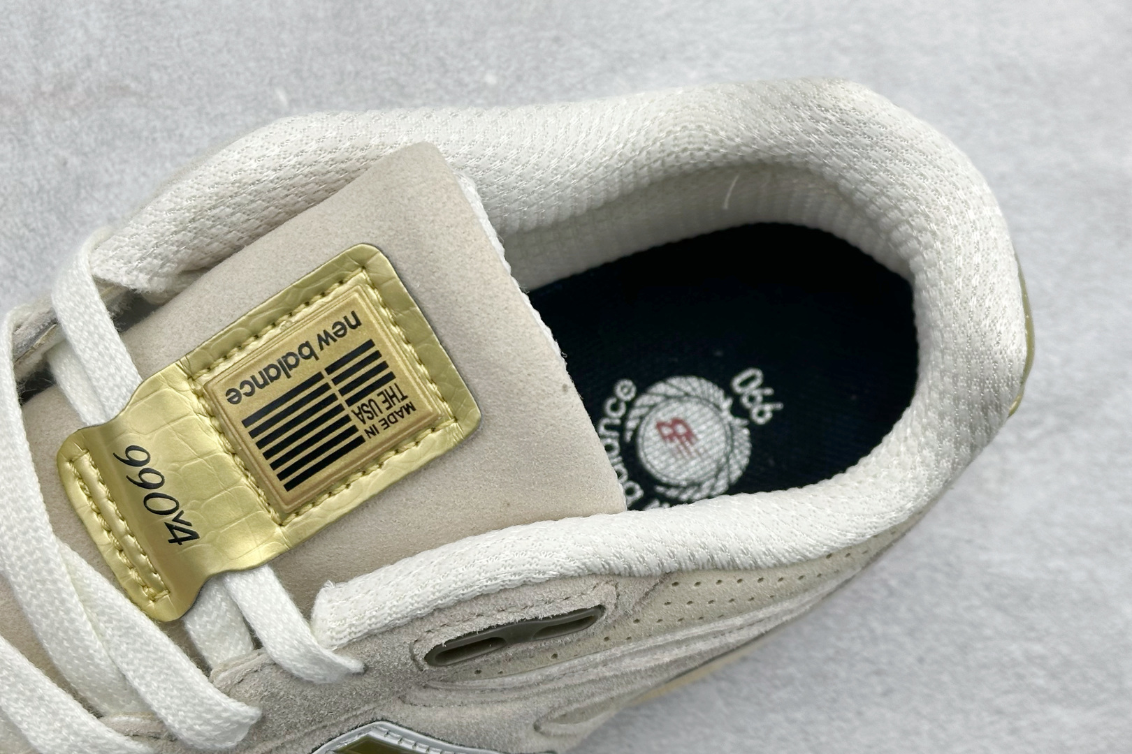 Basic Shoes M