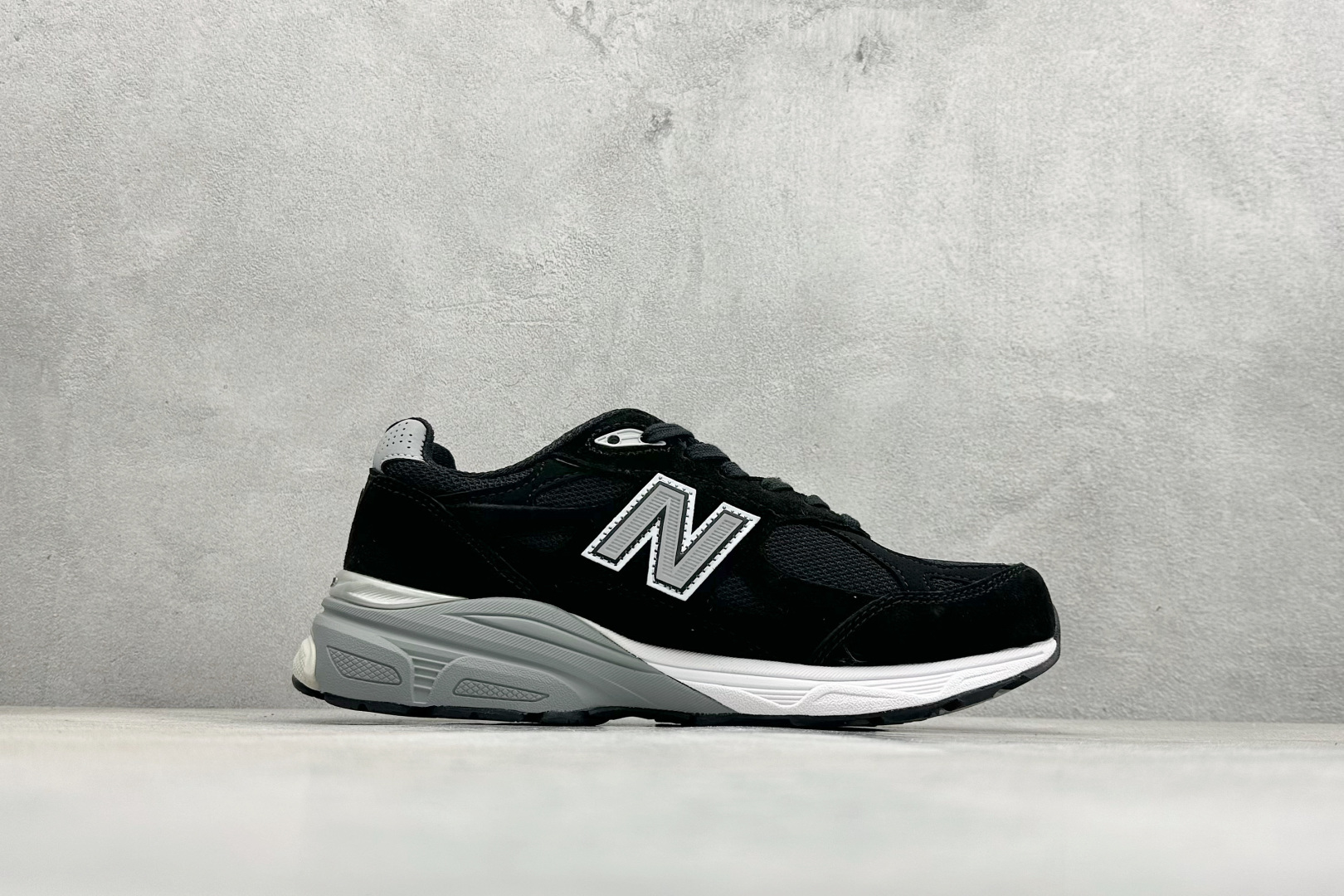 Basic Shoes M-s