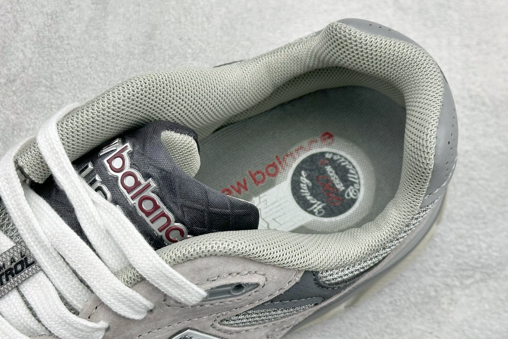 Basic Shoes M