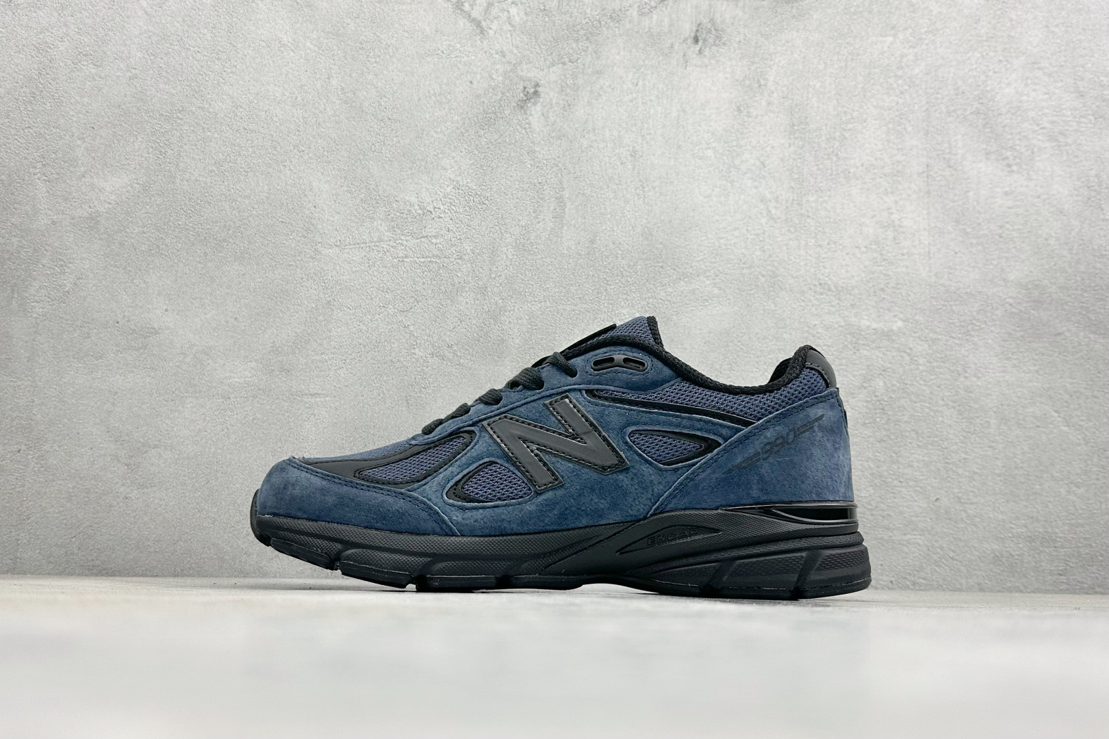 Basic Shoes M